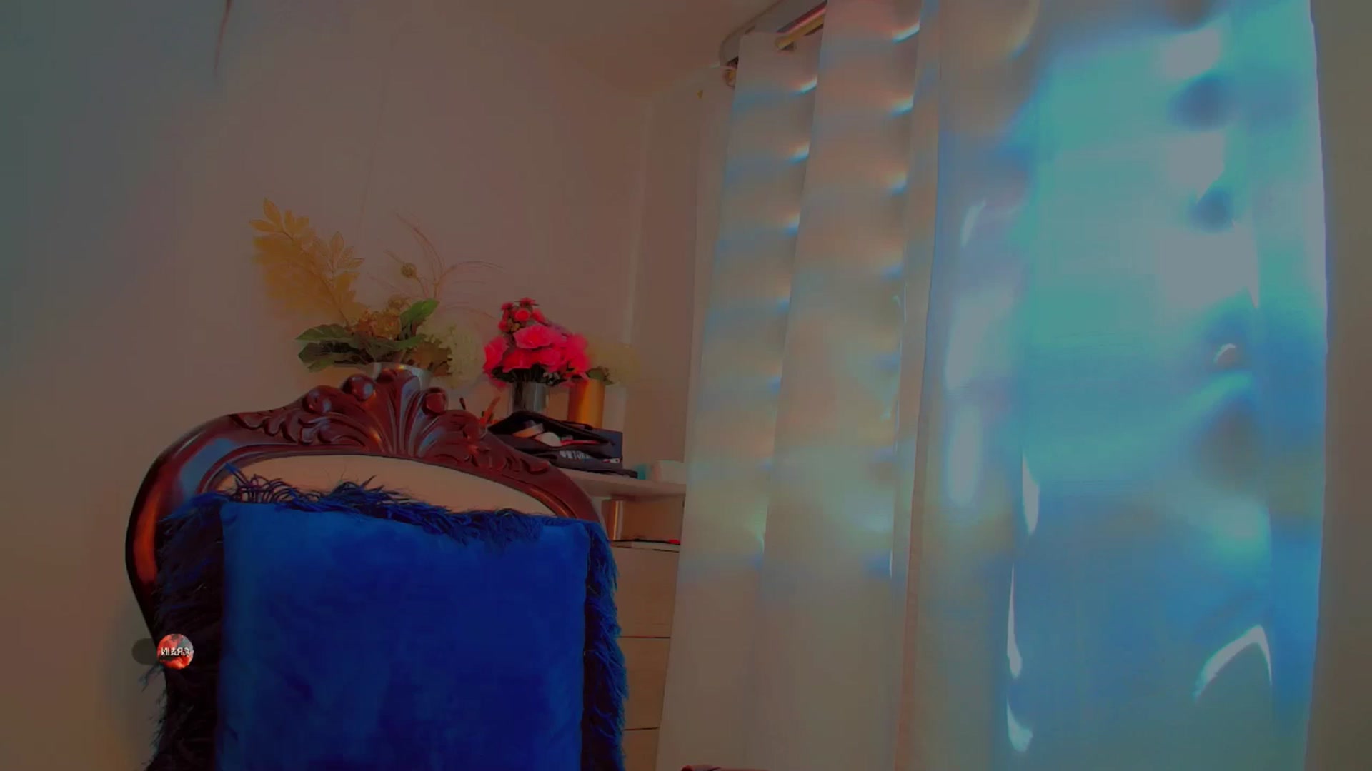 Gallery image thumbnail from SashaGreeyy's myfreecams stream on, 12/08/2024, 17:41 image 12 of 20