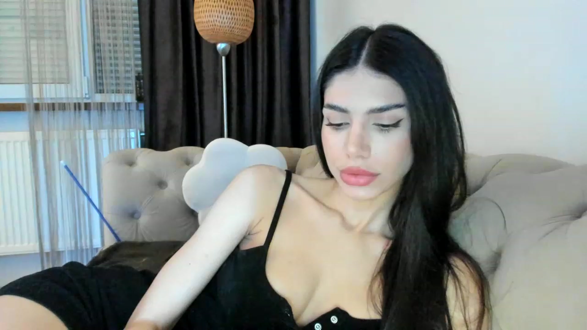 Gallery image thumbnail from SashaLopez's myfreecams stream on, 05/04/2023, 21:32 image 7 of 20