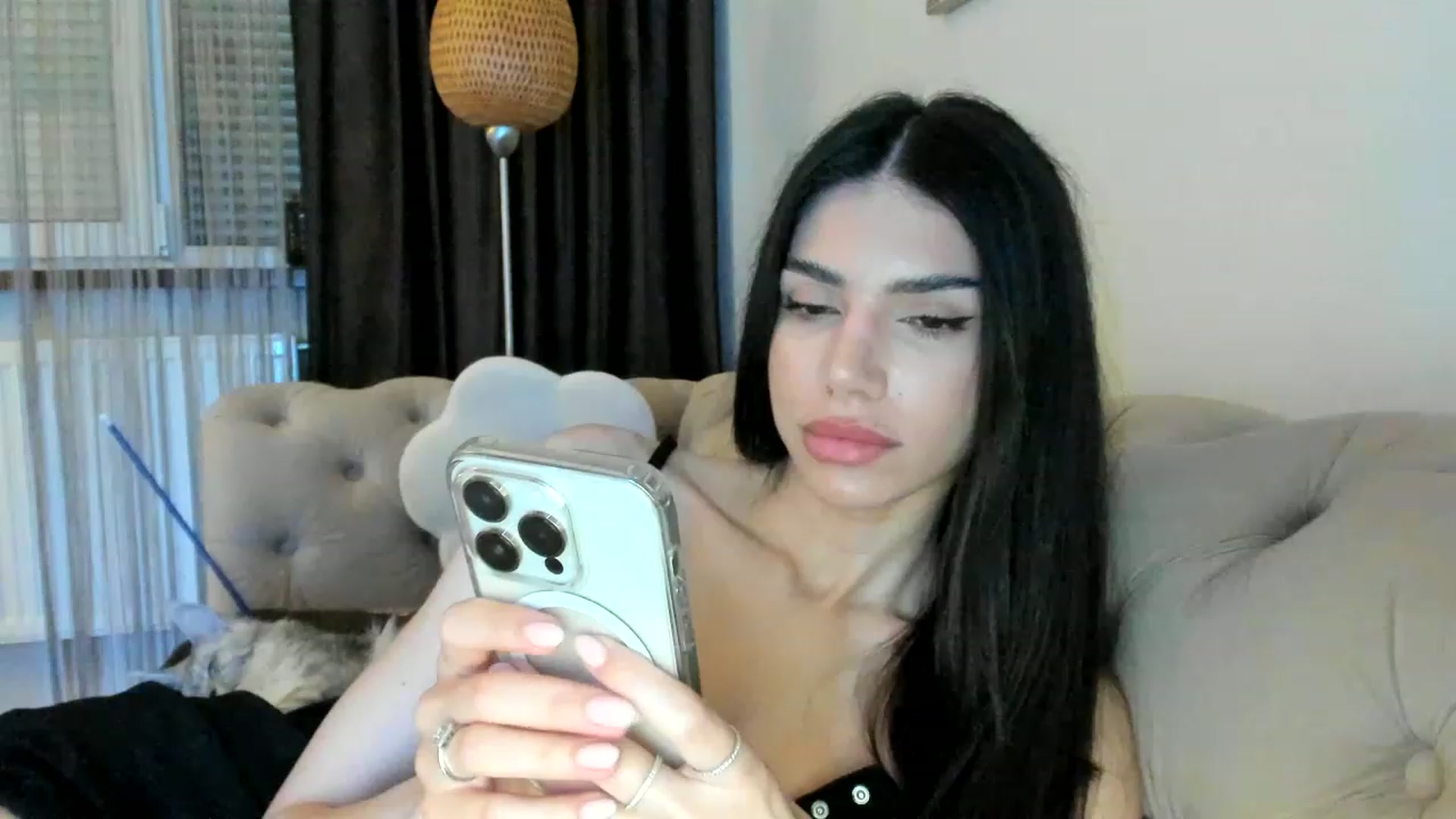 Gallery image thumbnail from SashaLopez's myfreecams stream on, 05/04/2023, 22:09 image 15 of 20