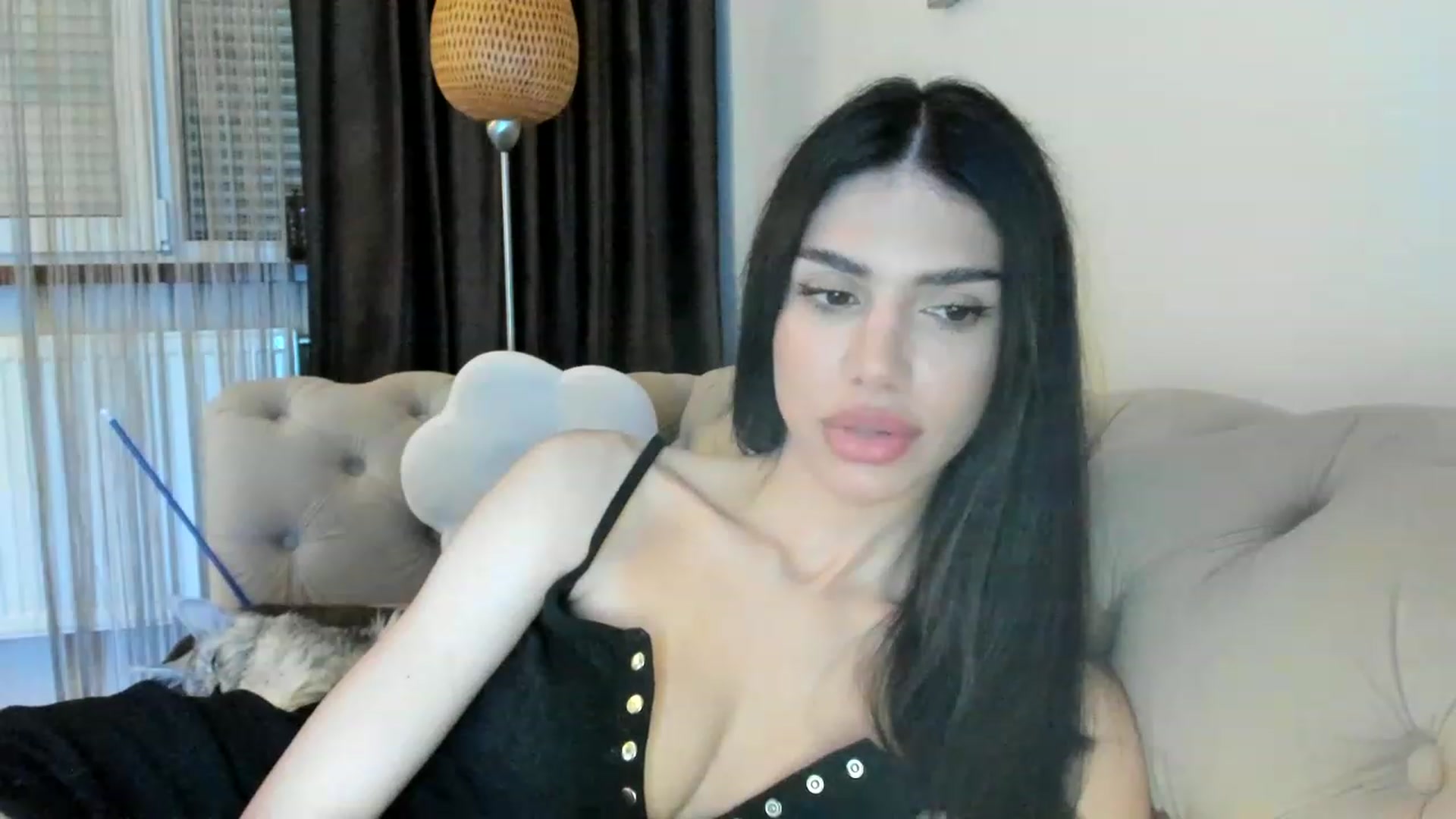 Gallery image thumbnail from SashaLopez's myfreecams stream on, 05/04/2023, 22:09 image 14 of 20