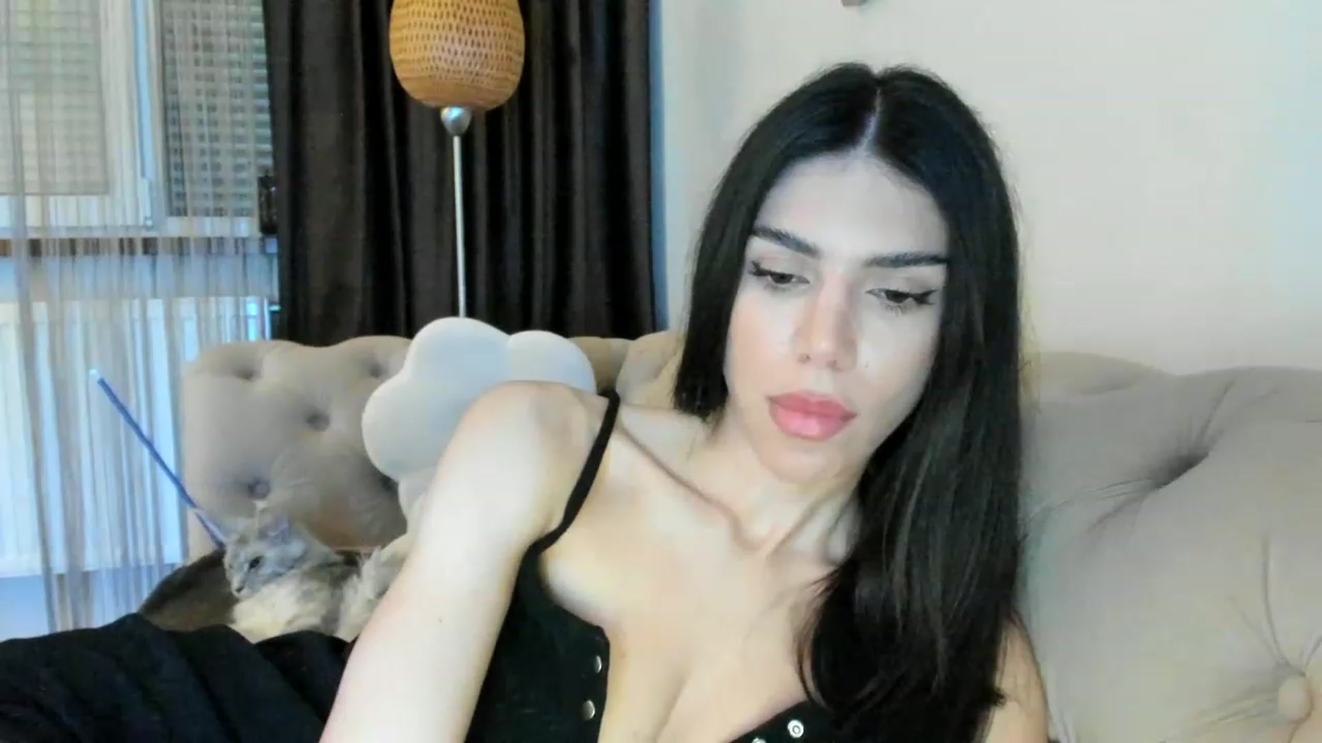 Gallery image thumbnail from SashaLopez's myfreecams stream on, 05/04/2023, 22:09 image 17 of 20