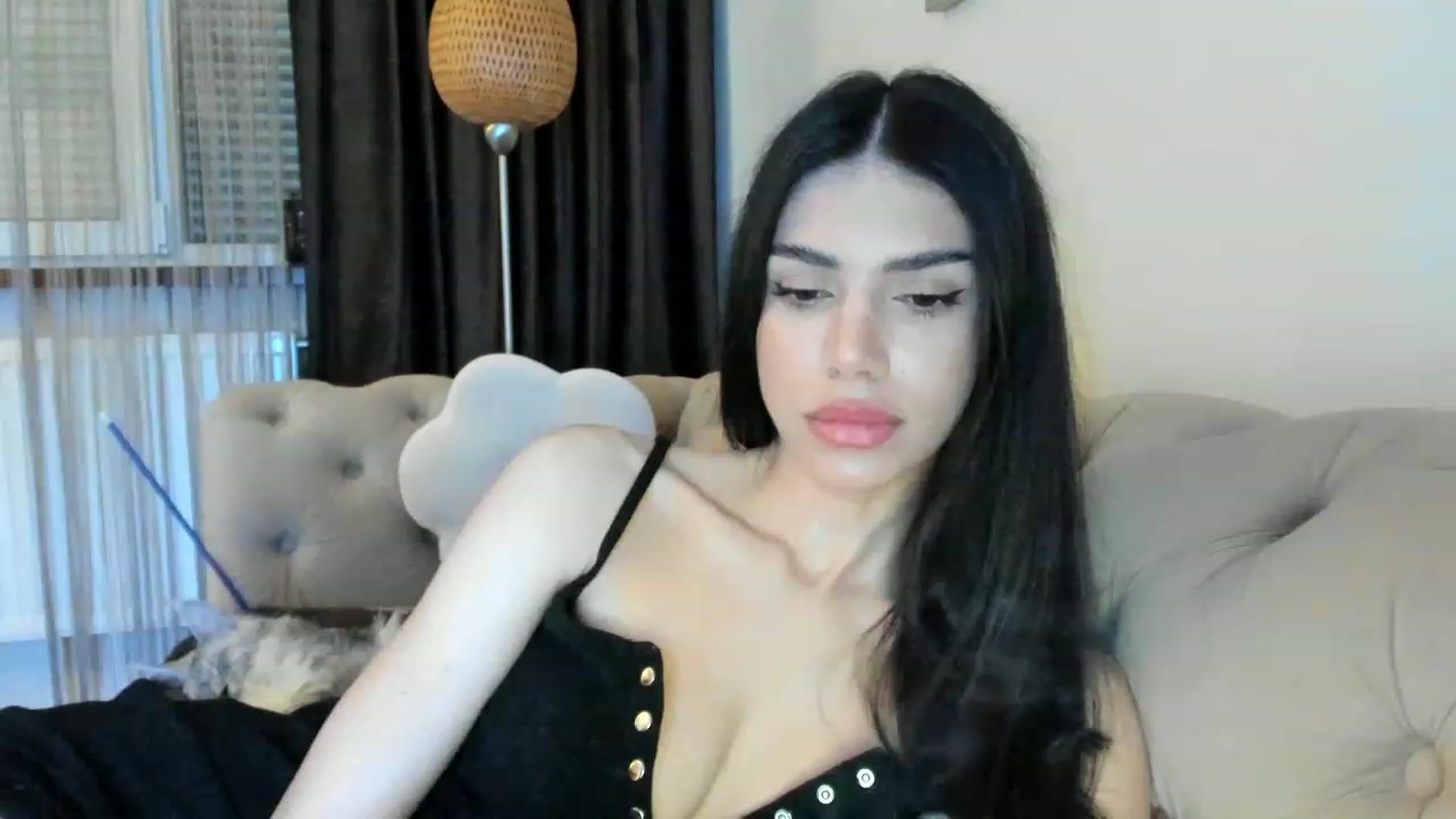 Gallery image thumbnail from SashaLopez's myfreecams stream on, 05/04/2023, 22:09 image 10 of 20