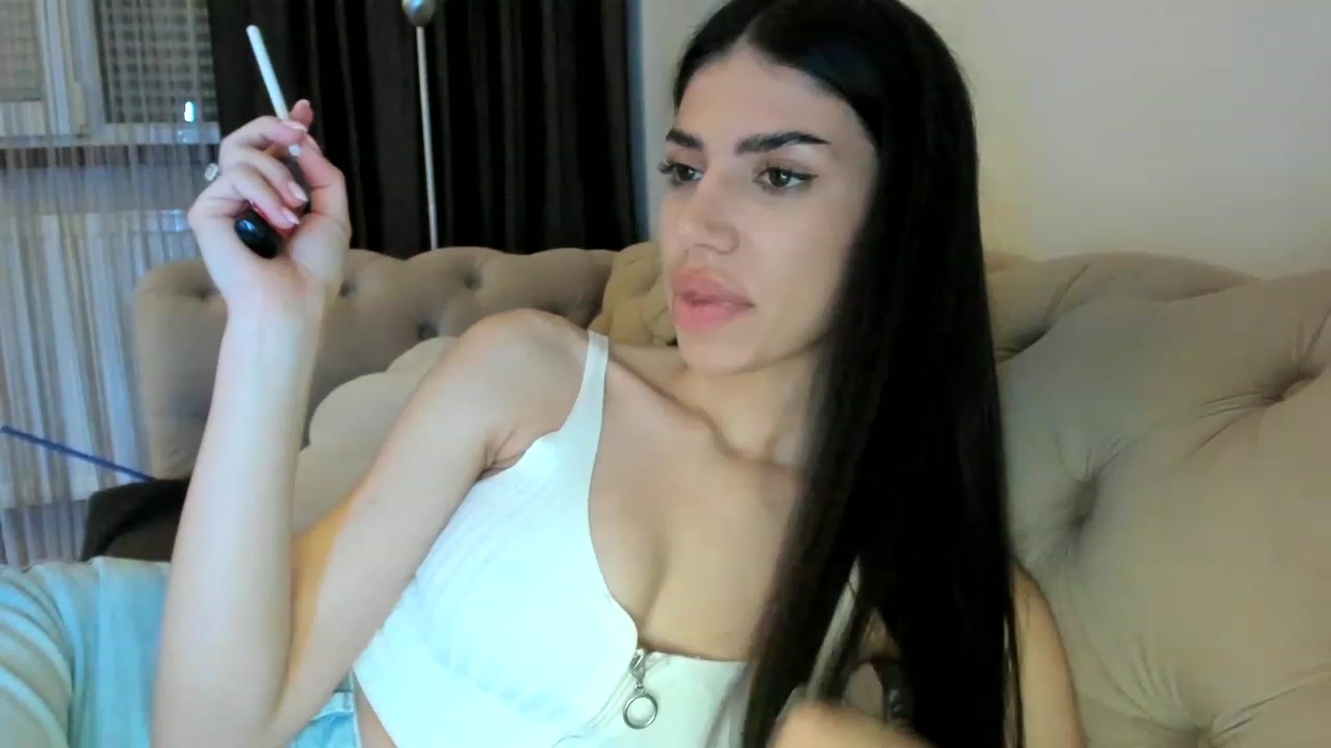 Gallery image thumbnail from SashaLopez's myfreecams stream on, 05/05/2023, 22:53 image 4 of 20