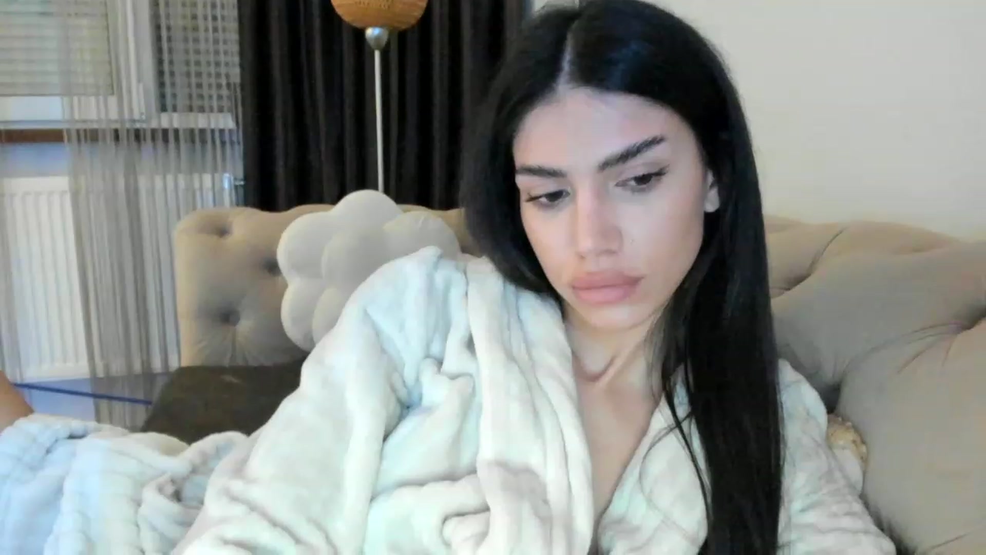 Gallery image thumbnail from SashaLopez's myfreecams stream on, 05/07/2023, 20:24 image 10 of 20