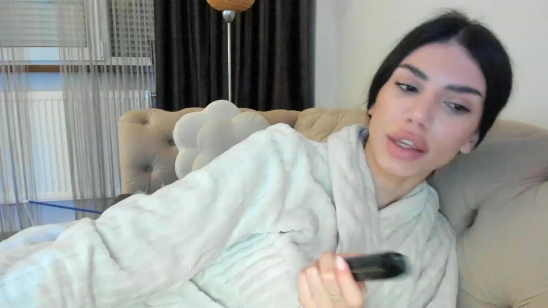 Gallery image thumbnail from SashaLopez's myfreecams stream on, 05/07/2023, 20:50 image 16 of 20