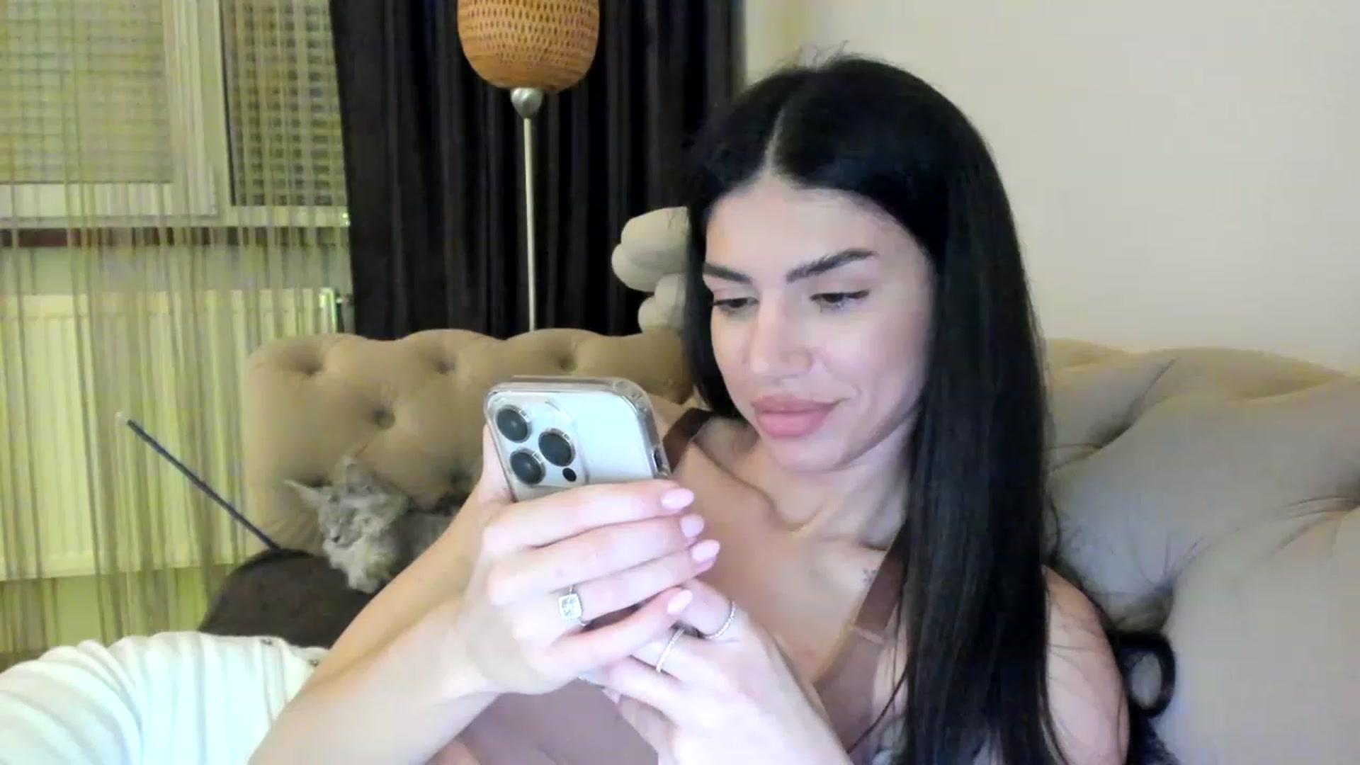 Gallery image thumbnail from SashaLopez's myfreecams stream on, 05/09/2023, 20:33 image 11 of 20