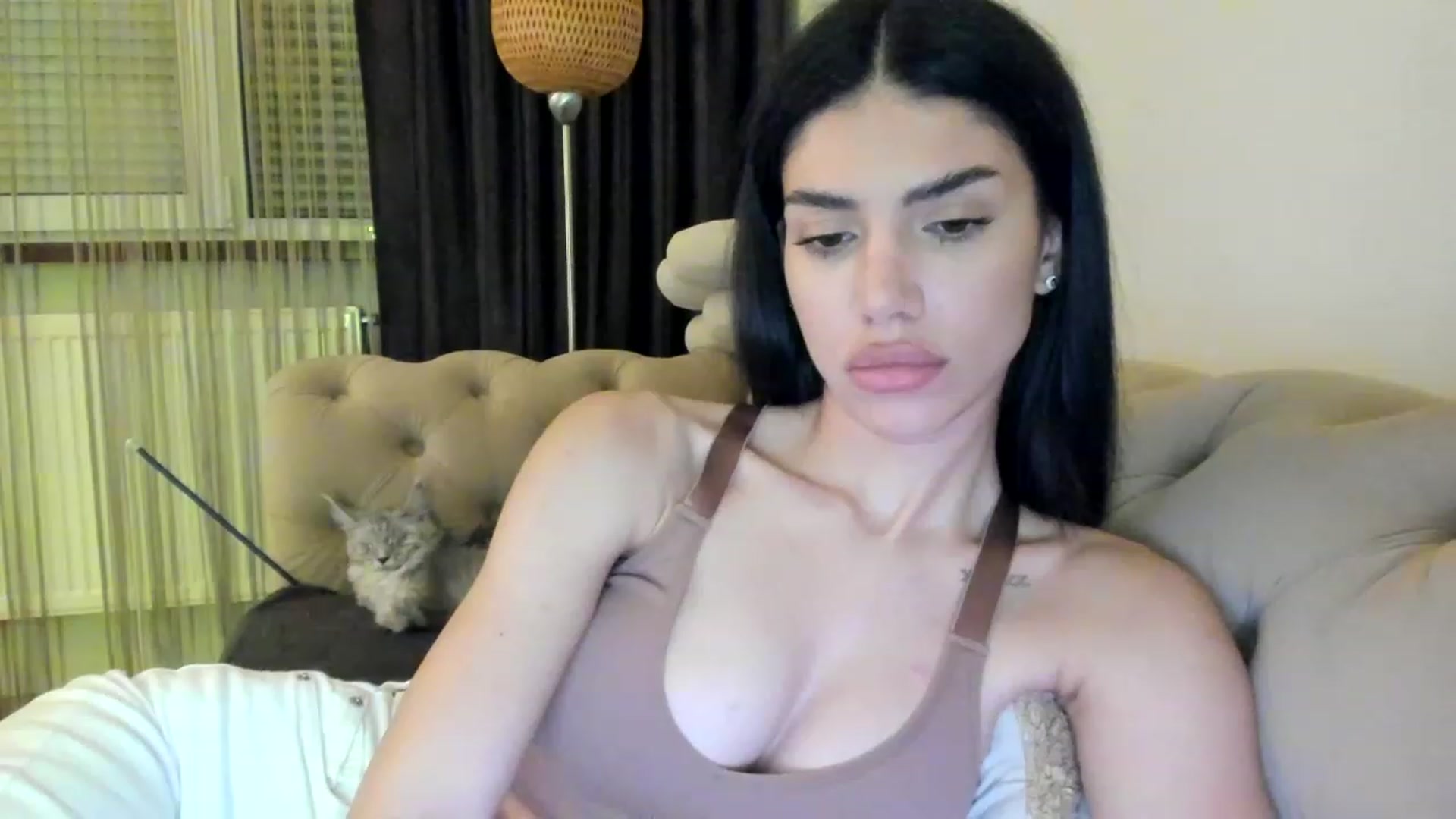 Gallery image thumbnail from SashaLopez's myfreecams stream on, 05/09/2023, 20:33 image 3 of 20