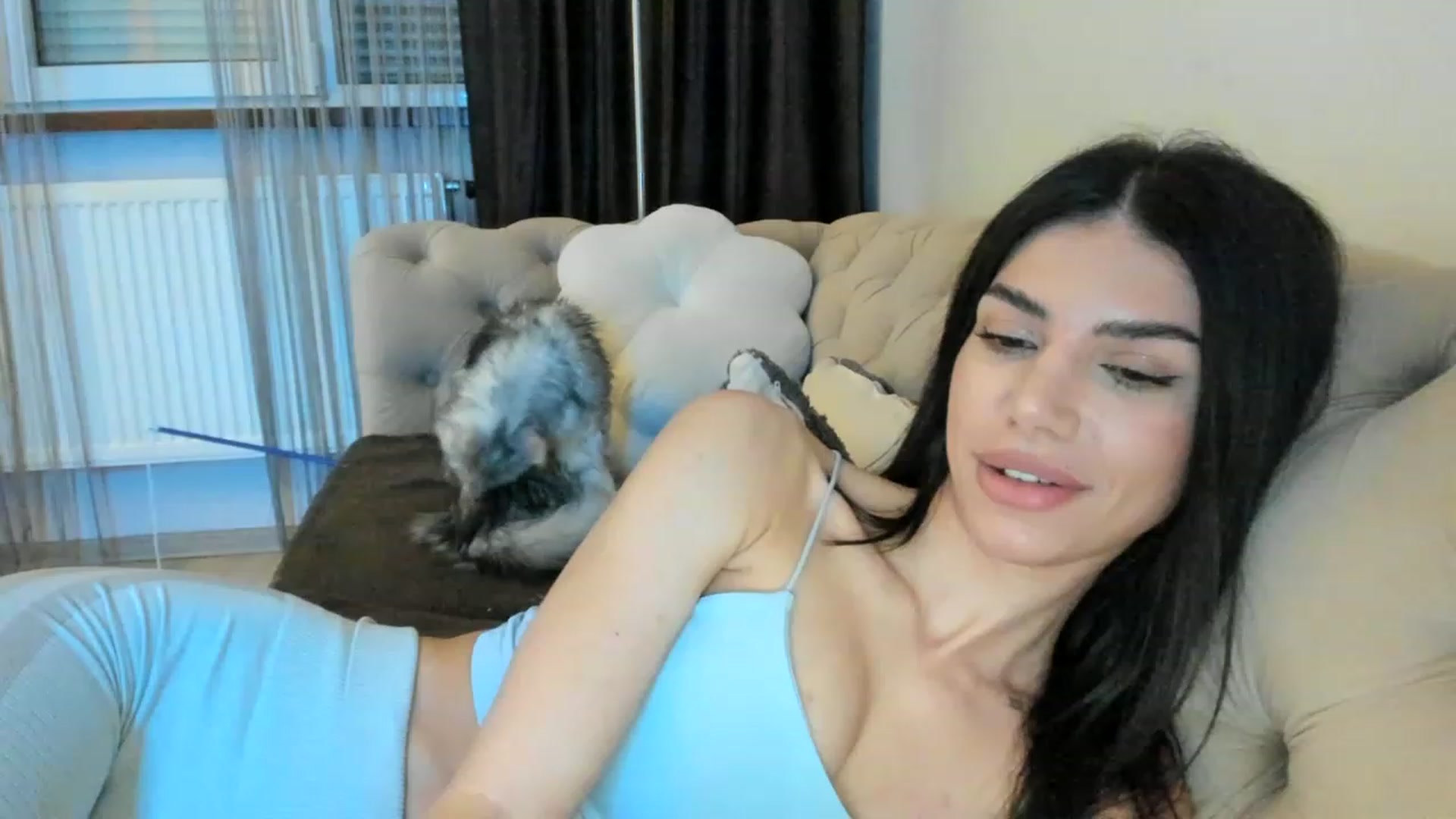 Gallery image thumbnail from SashaLopez's myfreecams stream on, 05/11/2023, 21:40 image 2 of 20
