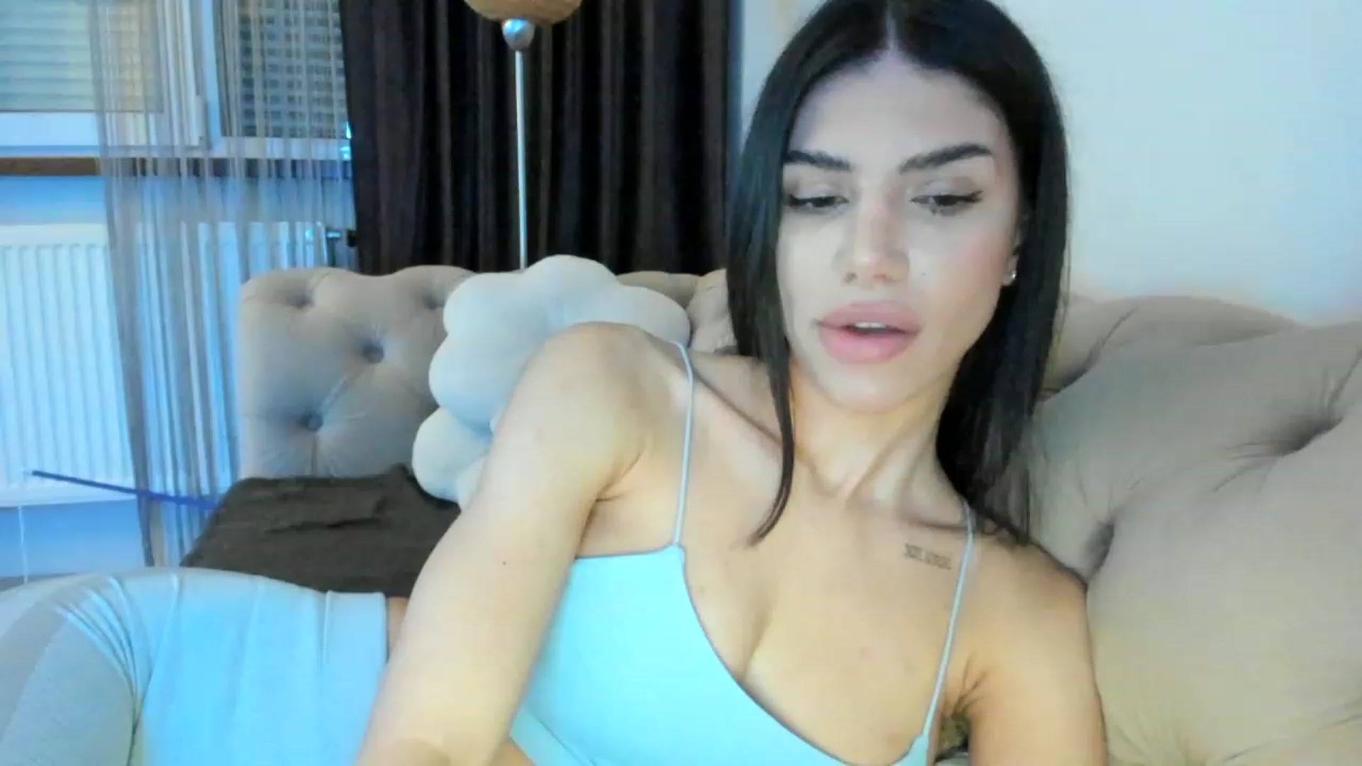 Gallery image thumbnail from SashaLopez's myfreecams stream on, 05/11/2023, 21:40 image 15 of 20