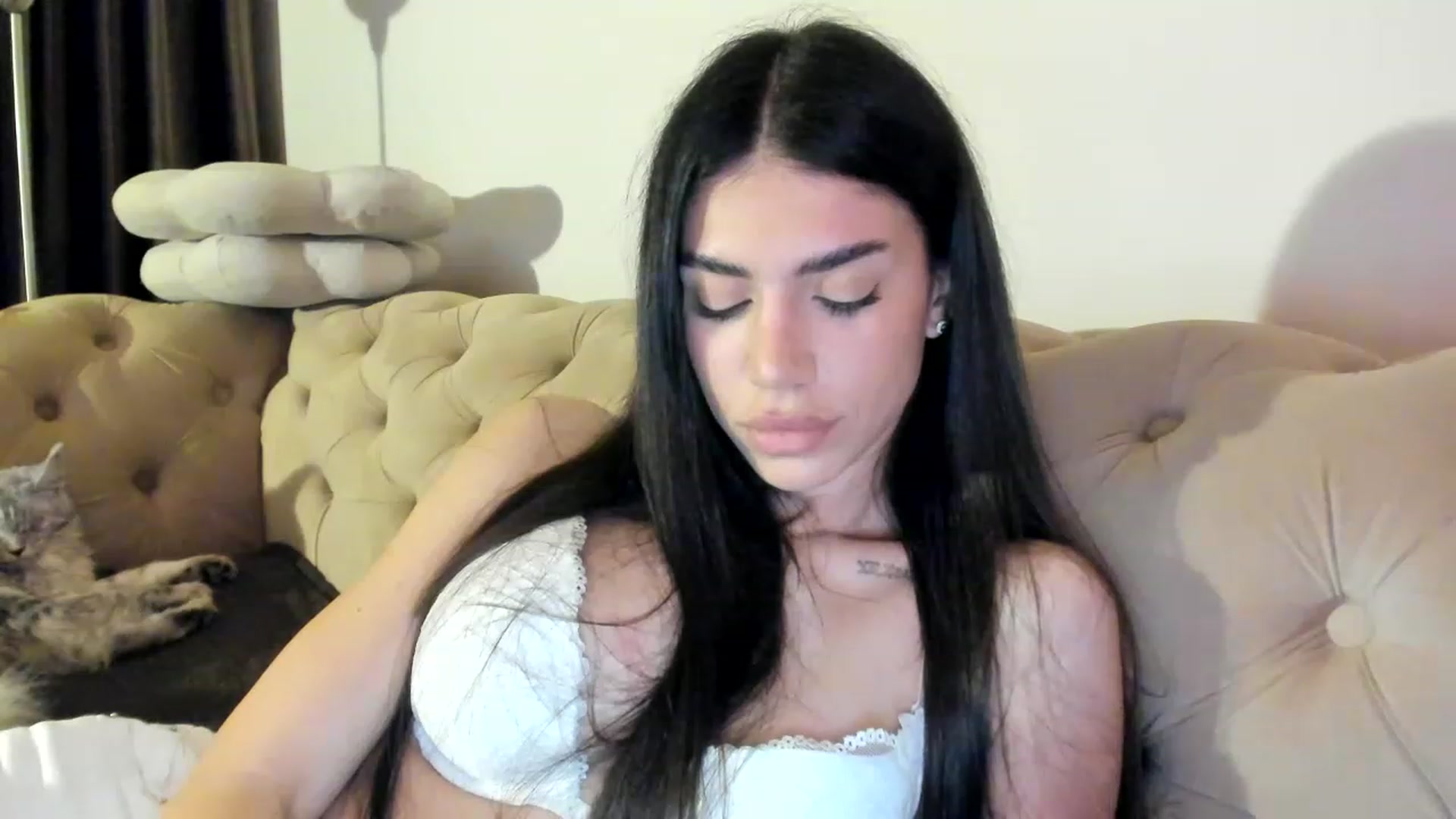 Gallery image thumbnail from SashaLopez's myfreecams stream on, 05/13/2023, 22:43 image 4 of 20
