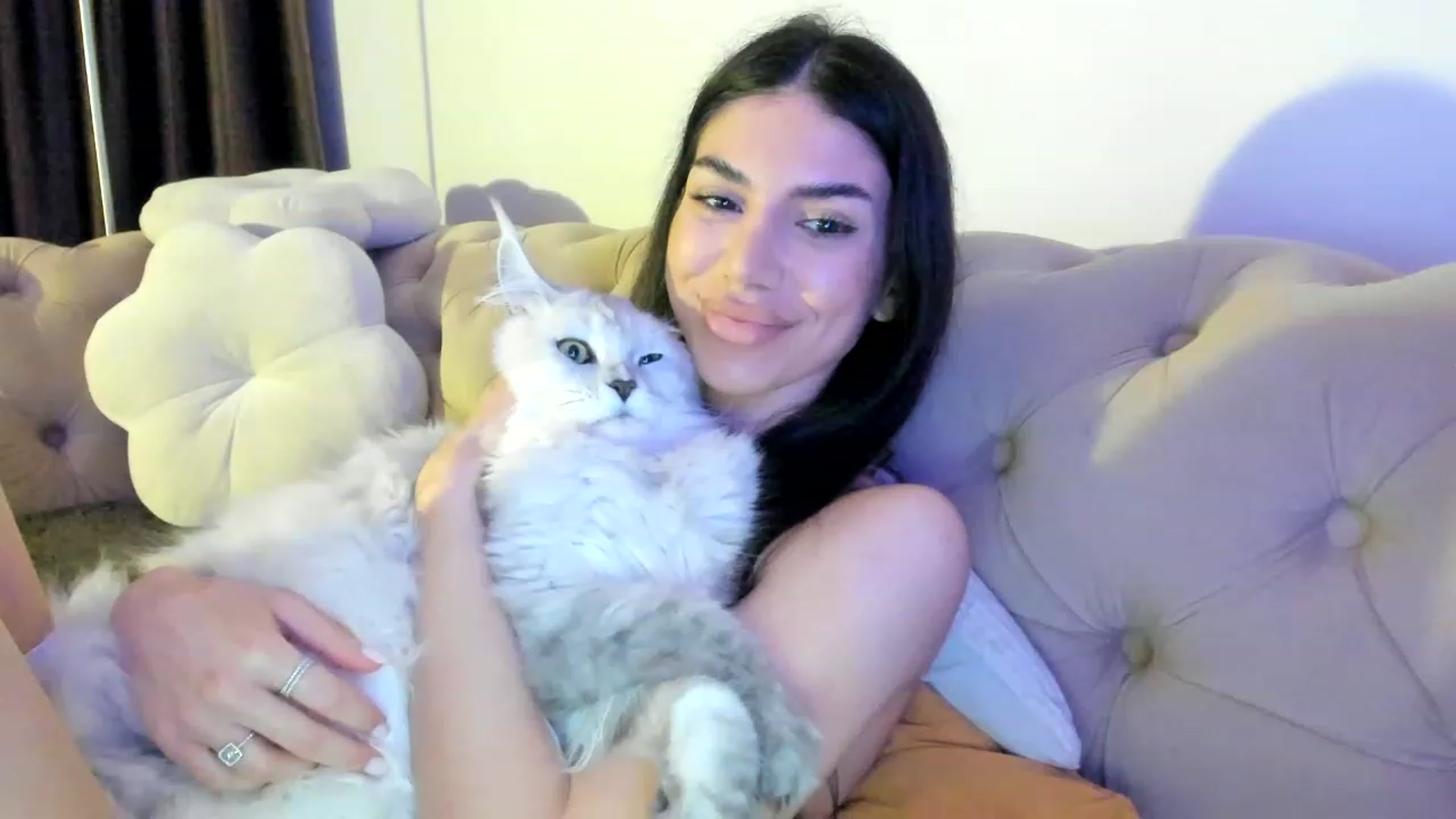 Gallery image thumbnail from SashaLopez's myfreecams stream on, 05/22/2023, 20:32 image 1 of 20