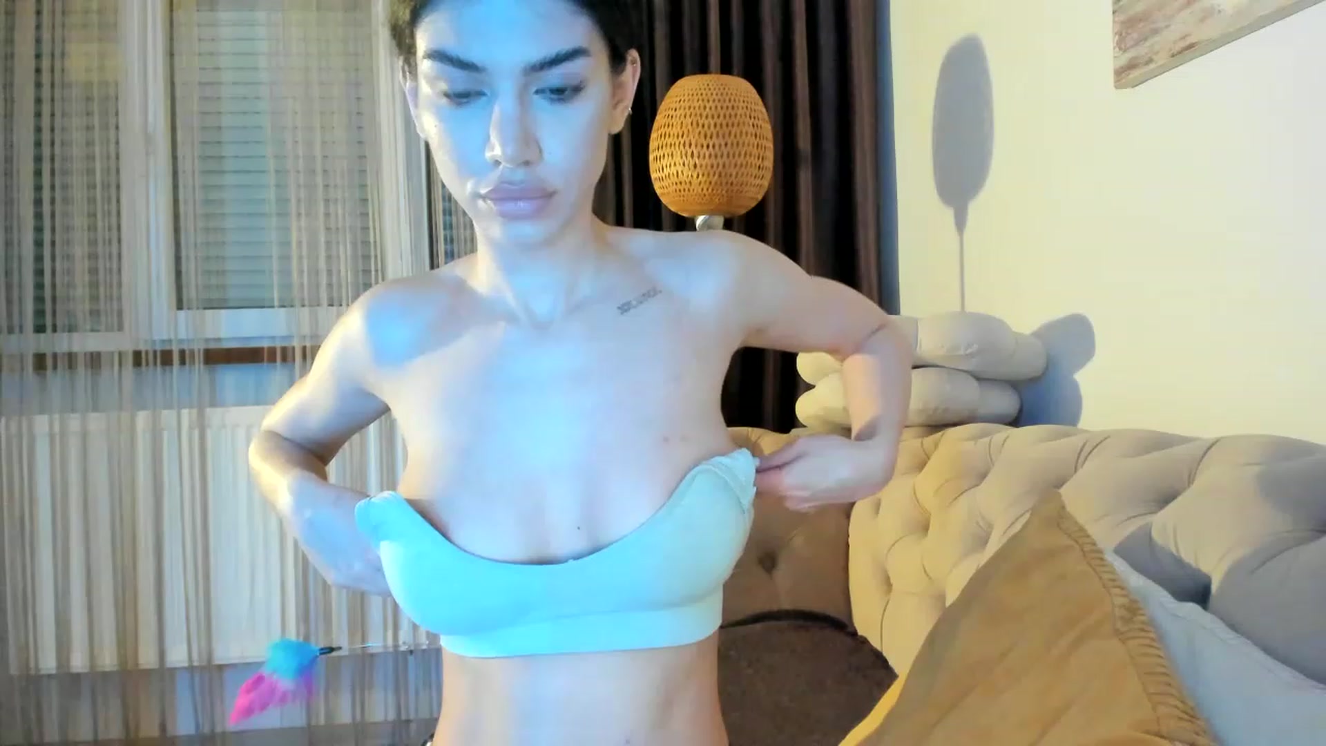Gallery image thumbnail from SashaLopez's myfreecams stream on, 05/24/2023, 21:00 image 18 of 20