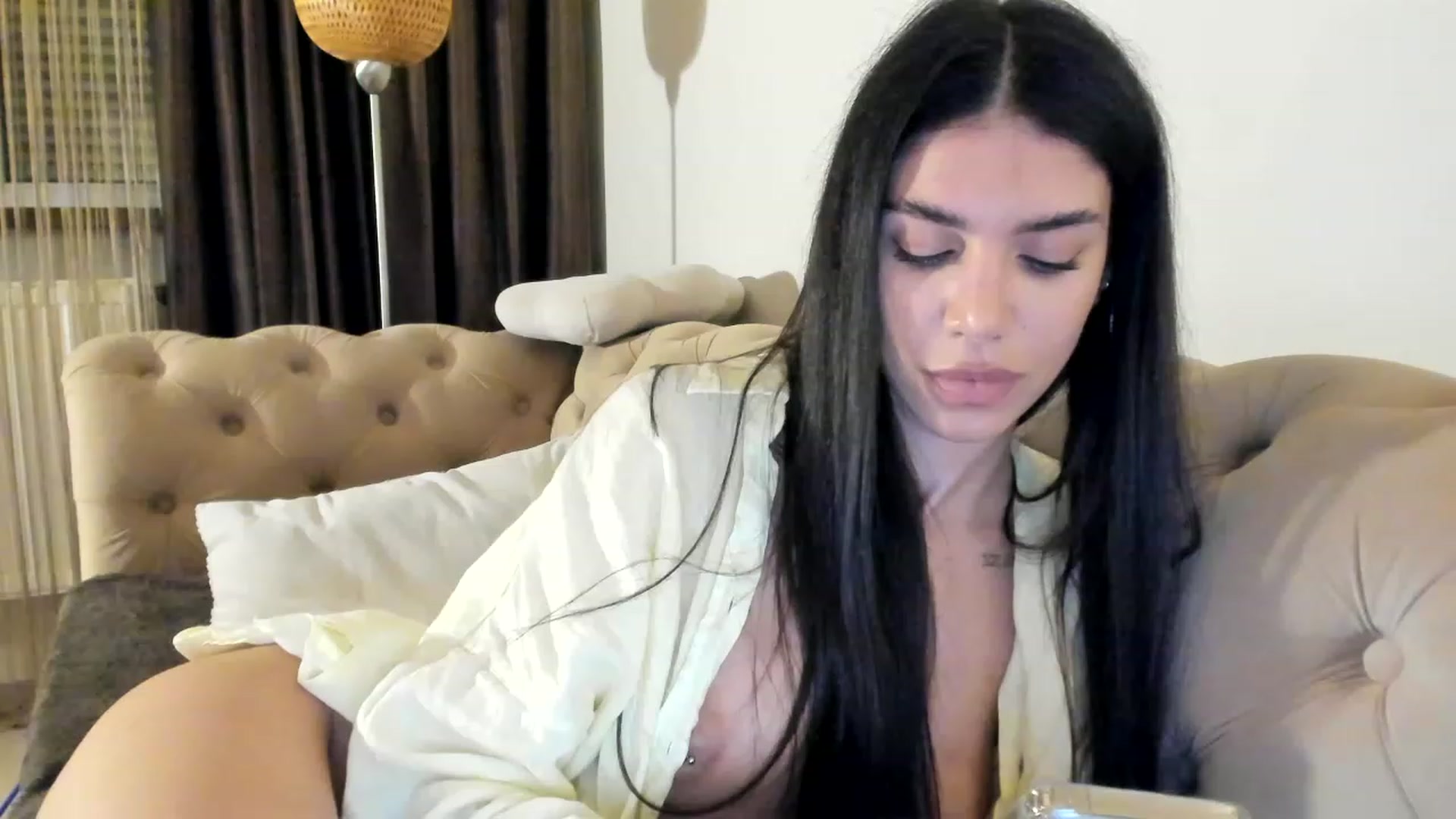 Gallery image thumbnail from SashaLopez's myfreecams stream on, 06/01/2023, 22:11 image 3 of 20