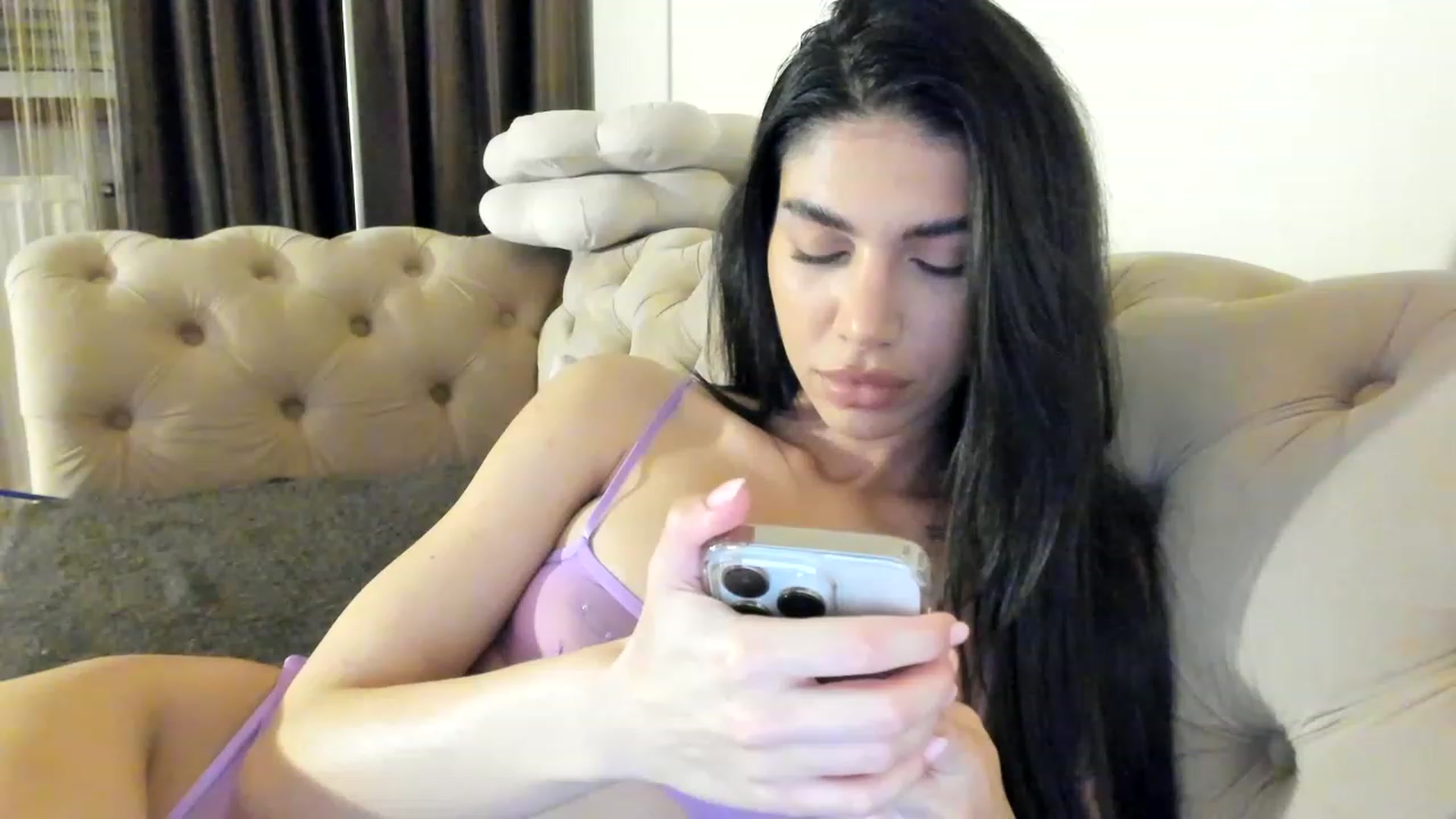 Gallery image thumbnail from SashaLopez's myfreecams stream on, 06/02/2023, 20:45 image 16 of 20
