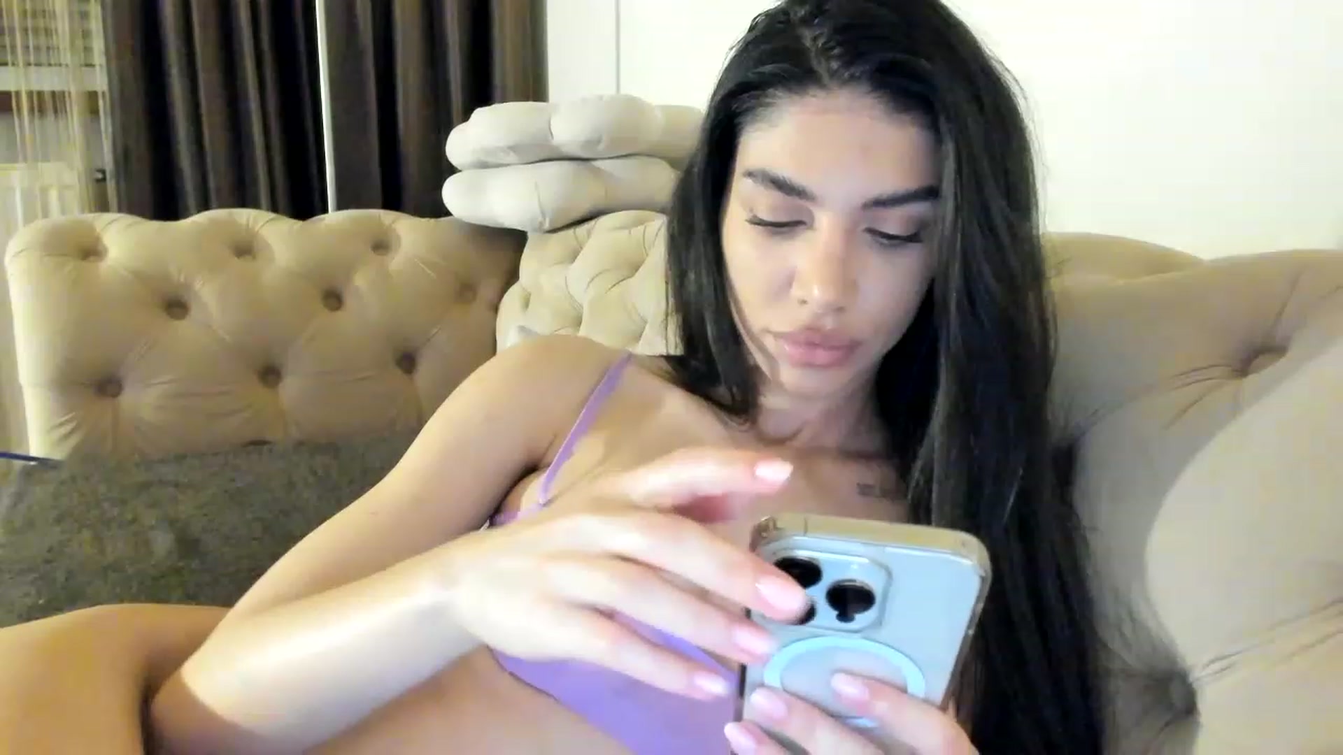 Gallery image thumbnail from SashaLopez's myfreecams stream on, 06/02/2023, 20:45 image 15 of 20