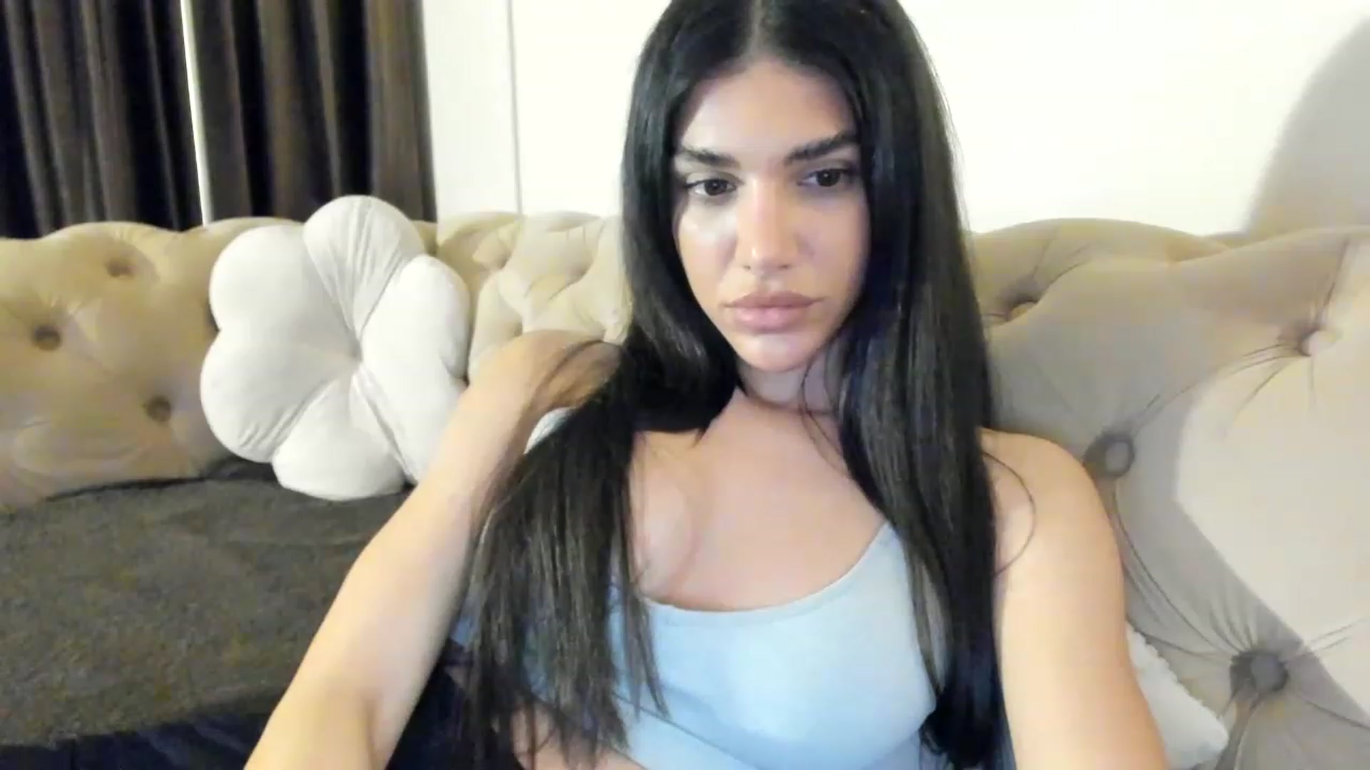 Gallery image thumbnail from SashaLopez's myfreecams stream on, 06/06/2023, 20:19 image 19 of 20