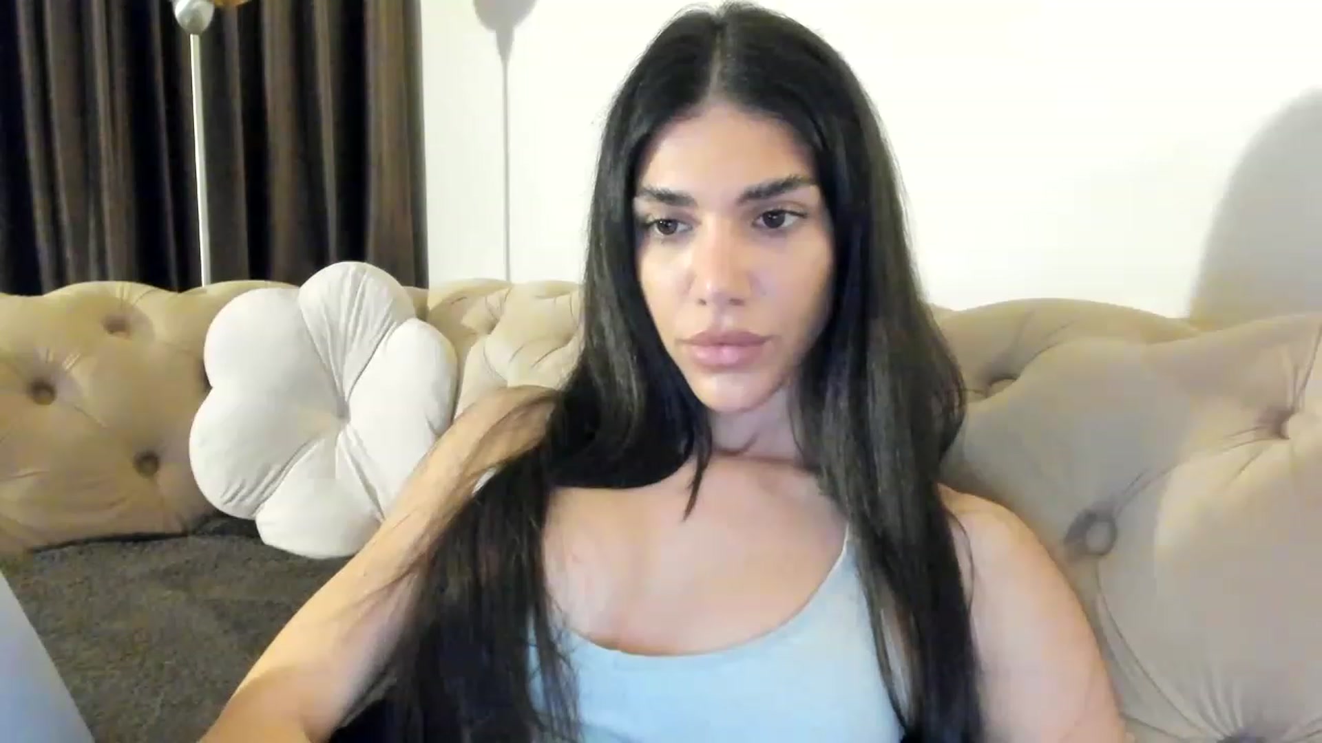 Gallery image thumbnail from SashaLopez's myfreecams stream on, 06/06/2023, 20:19 image 11 of 20