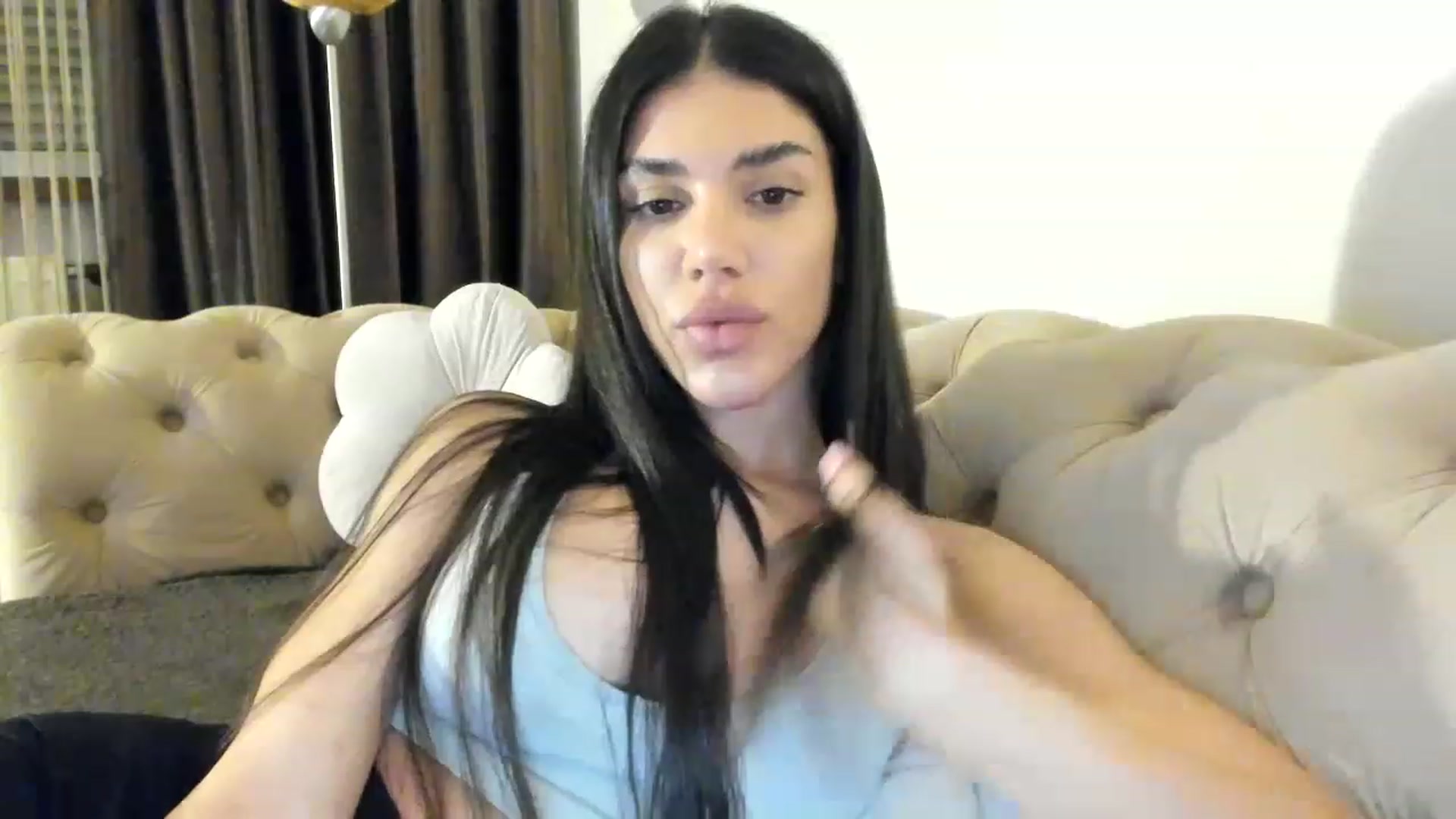 Gallery image thumbnail from SashaLopez's myfreecams stream on, 06/06/2023, 20:19 image 8 of 20