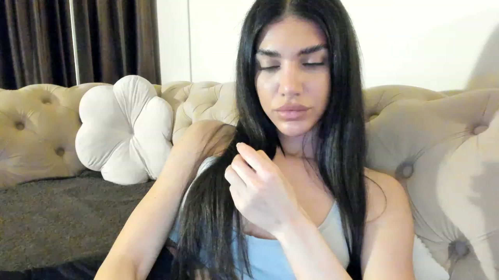 Gallery image thumbnail from SashaLopez's myfreecams stream on, 06/06/2023, 20:19 image 20 of 20