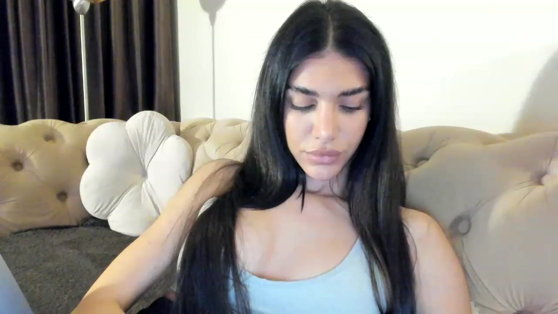 Gallery image thumbnail from SashaLopez's myfreecams stream on, 06/06/2023, 20:19 image 12 of 20