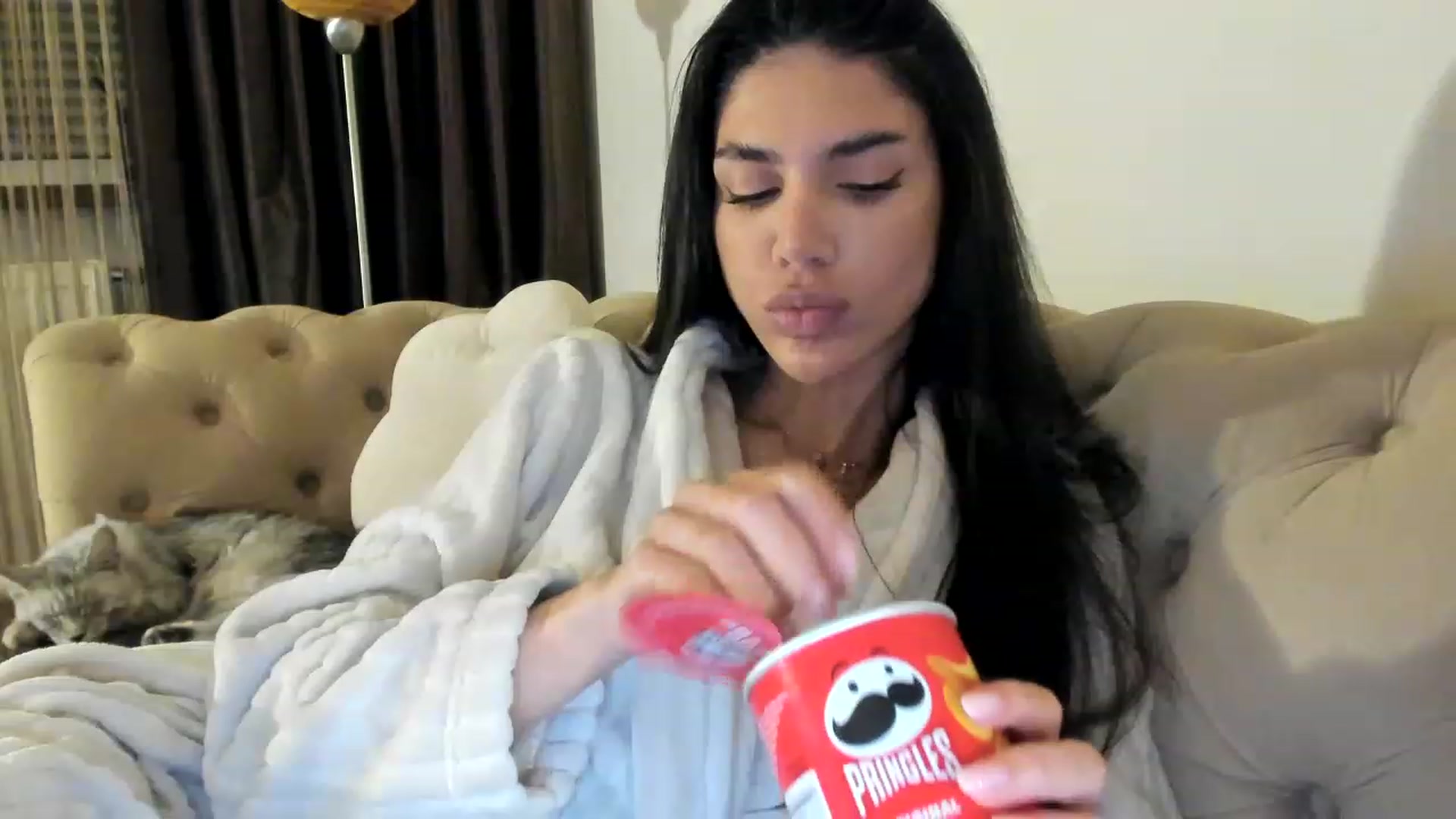 Gallery image thumbnail from SashaLopez's myfreecams stream on, 06/19/2023, 20:06 image 7 of 20