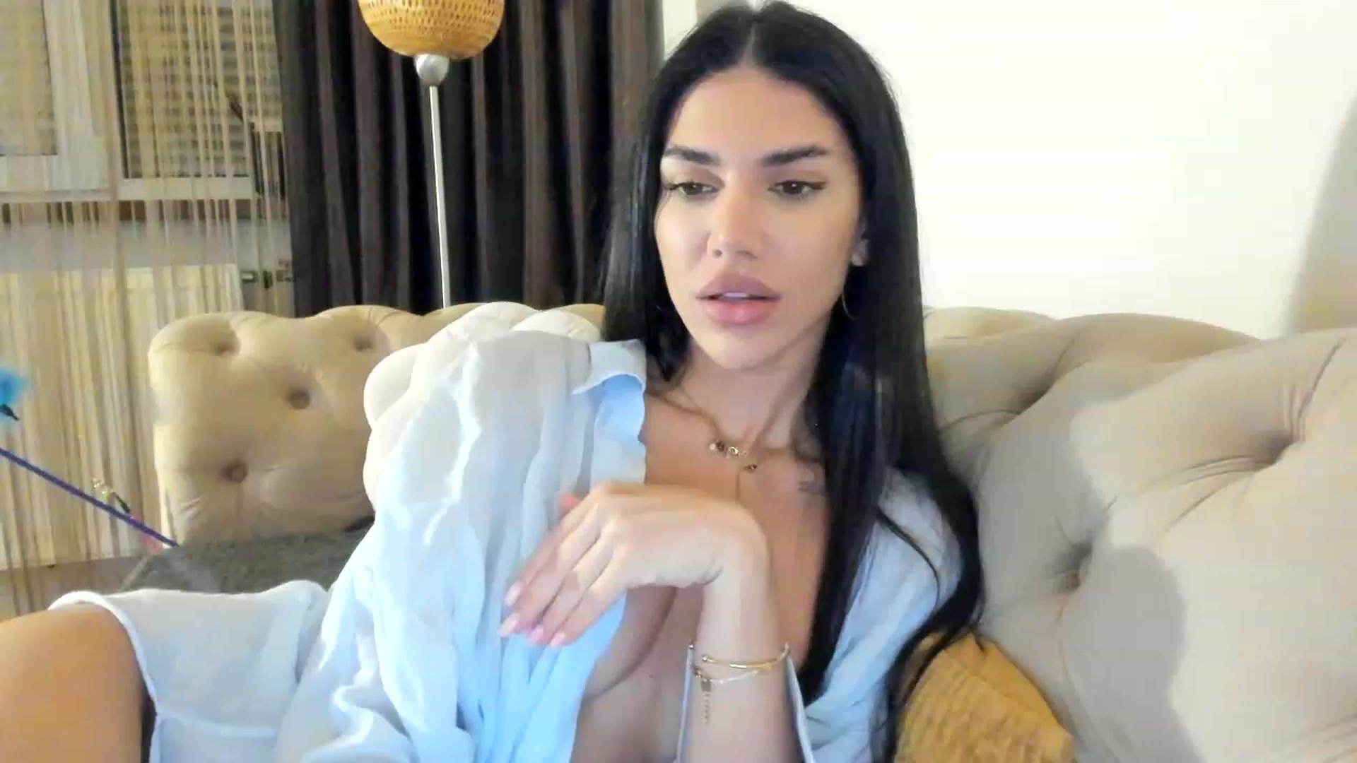 Gallery image thumbnail from SashaLopez's myfreecams stream on, 06/21/2023, 20:05 image 2 of 20