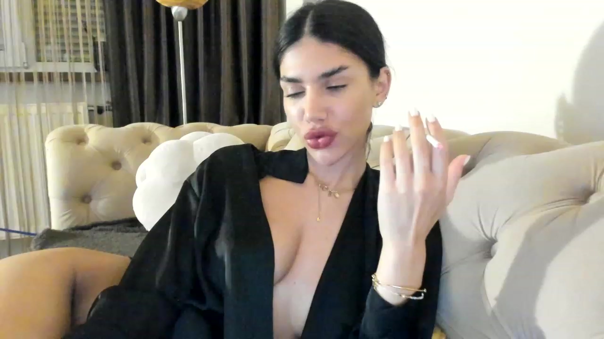 Gallery image thumbnail from SashaLopez's myfreecams stream on, 06/22/2023, 22:49 image 1 of 20