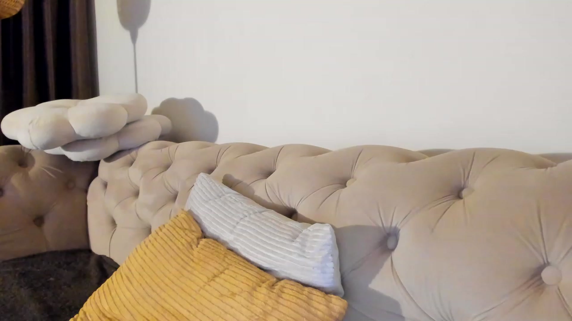 Gallery image thumbnail from SashaLopez's myfreecams stream on, 06/25/2023, 21:21 image 3 of 20