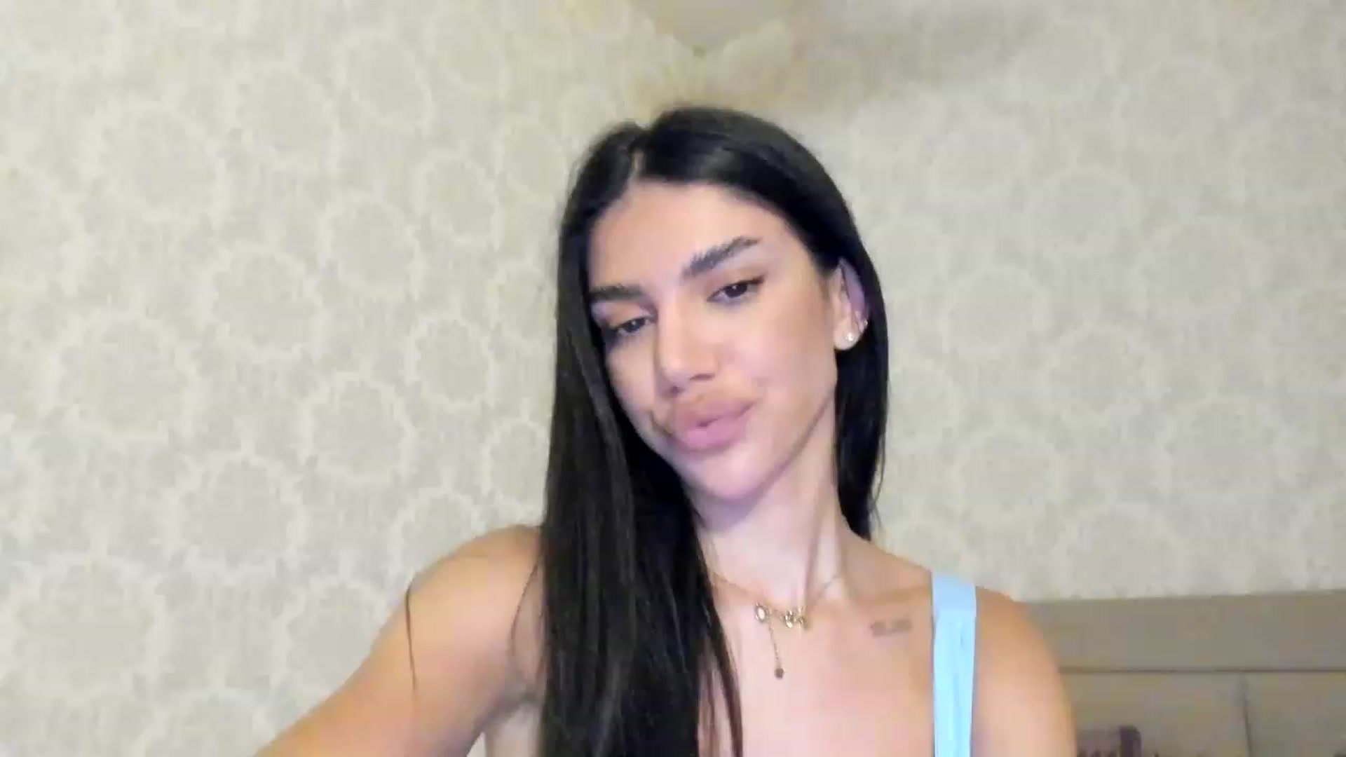 Gallery image thumbnail from SashaLopez's myfreecams stream on, 06/26/2023, 17:36 image 15 of 20