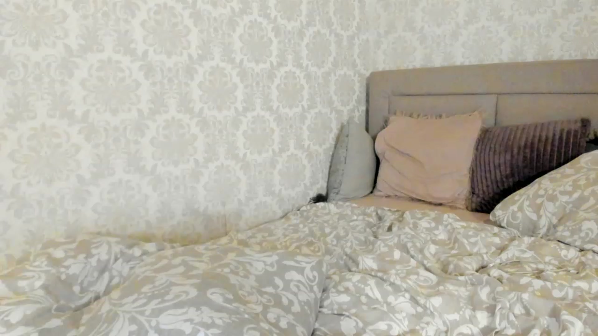 Gallery image thumbnail from SashaLopez's myfreecams stream on, 06/26/2023, 17:36 image 12 of 20