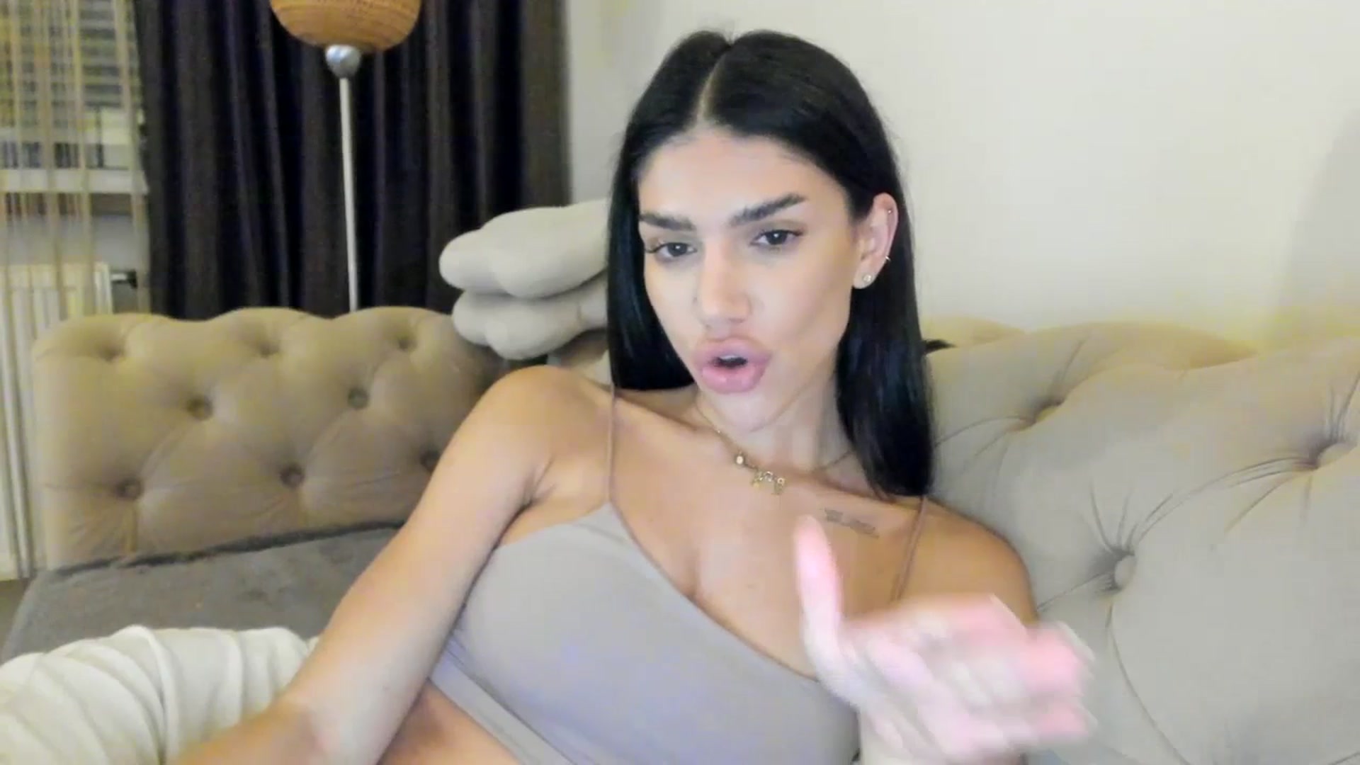 Gallery image thumbnail from SashaLopez's myfreecams stream on, 07/01/2023, 21:40 image 12 of 20