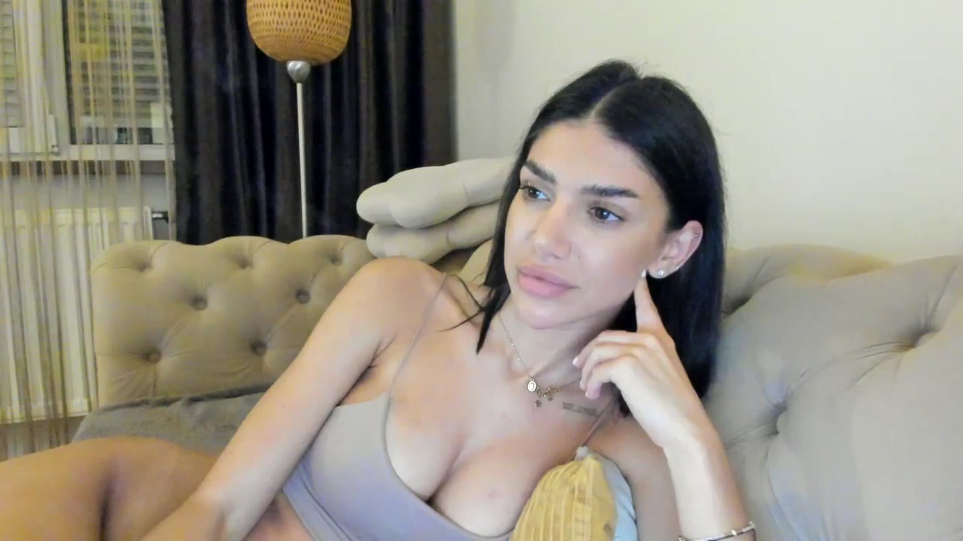 Gallery image thumbnail from SashaLopez's myfreecams stream on, 07/01/2023, 22:53 image 18 of 20
