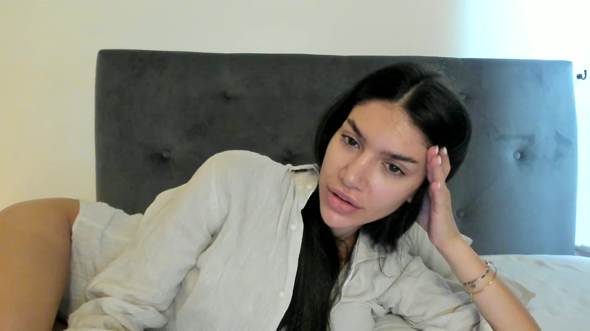 Gallery image thumbnail from SashaLopez's myfreecams stream on, 07/03/2023, 10:04 image 16 of 20