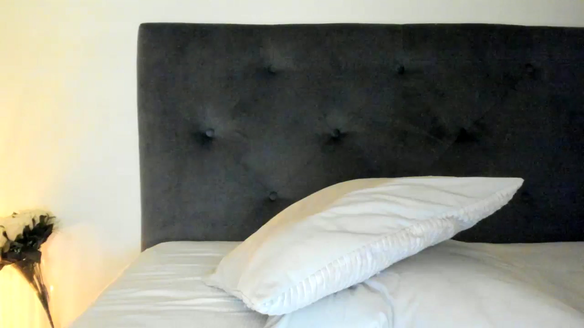 Gallery image thumbnail from SashaLopez's myfreecams stream on, 07/03/2023, 20:42 image 6 of 20