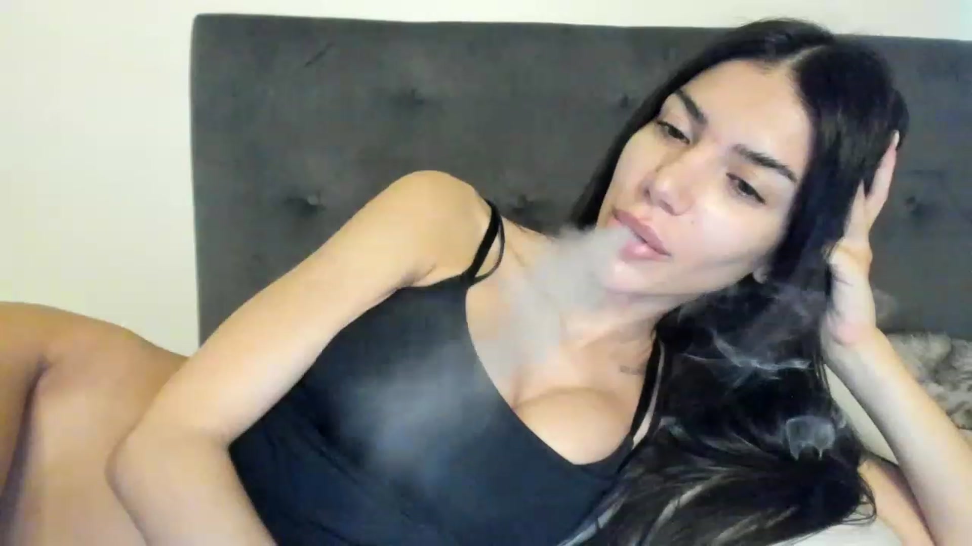 Gallery image thumbnail from SashaLopez's myfreecams stream on, 08/05/2023, 11:43 image 12 of 20