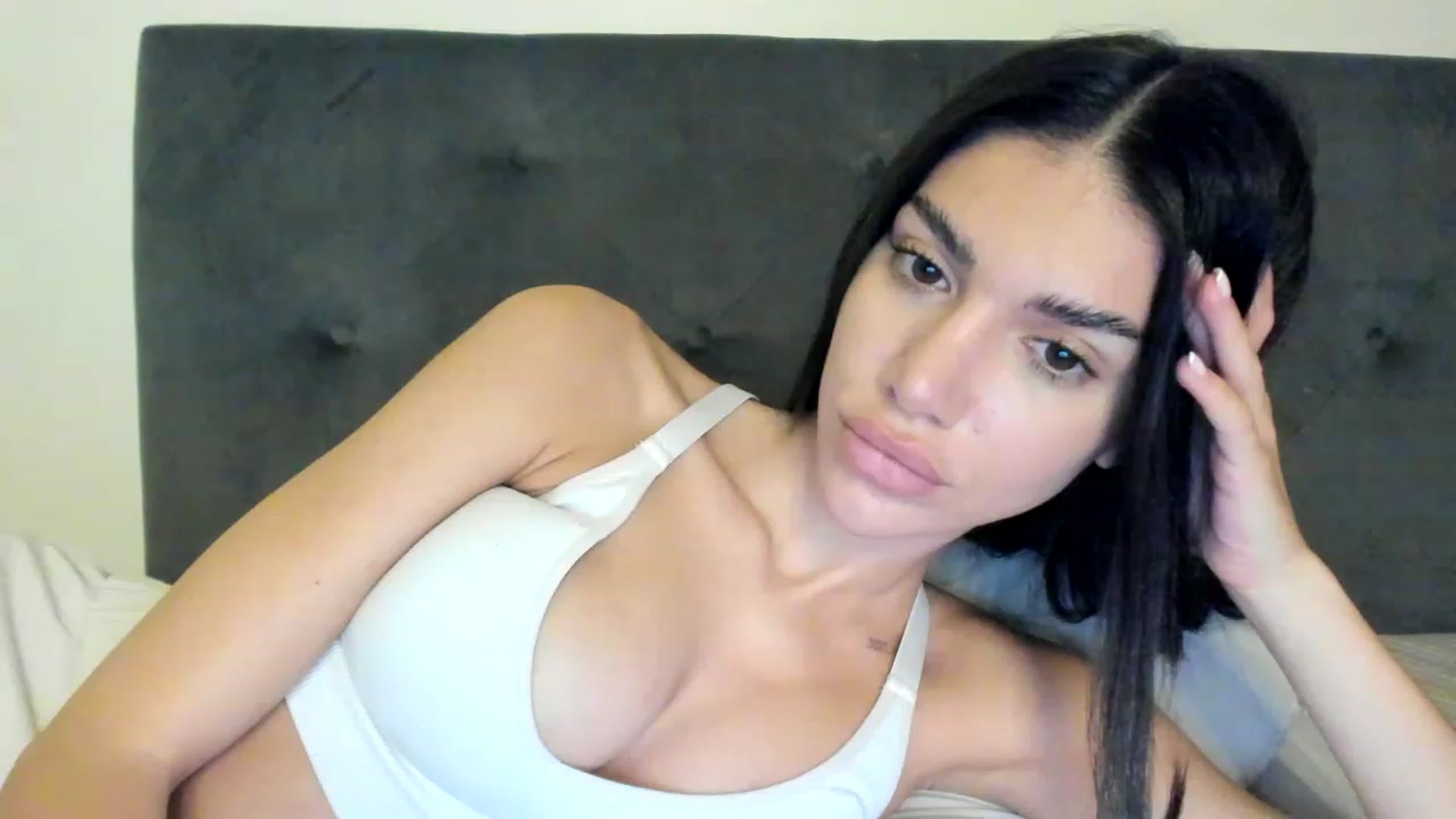 Gallery image thumbnail from SashaLopez's myfreecams stream on, 08/09/2023, 20:56 image 3 of 20