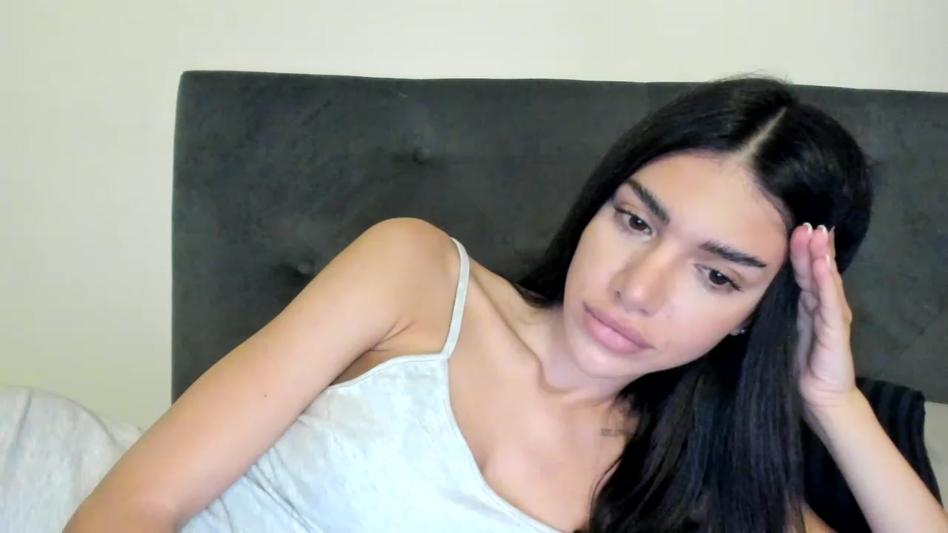 Gallery image thumbnail from SashaLopez's myfreecams stream on, 08/11/2023, 22:35 image 13 of 20