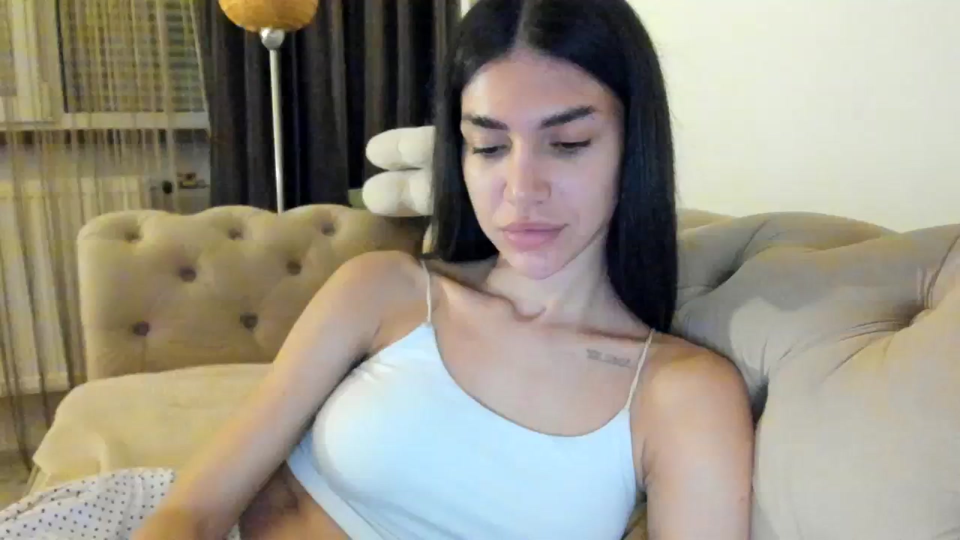 Gallery image thumbnail from SashaLopez's myfreecams stream on, 08/17/2023, 20:30 image 11 of 20