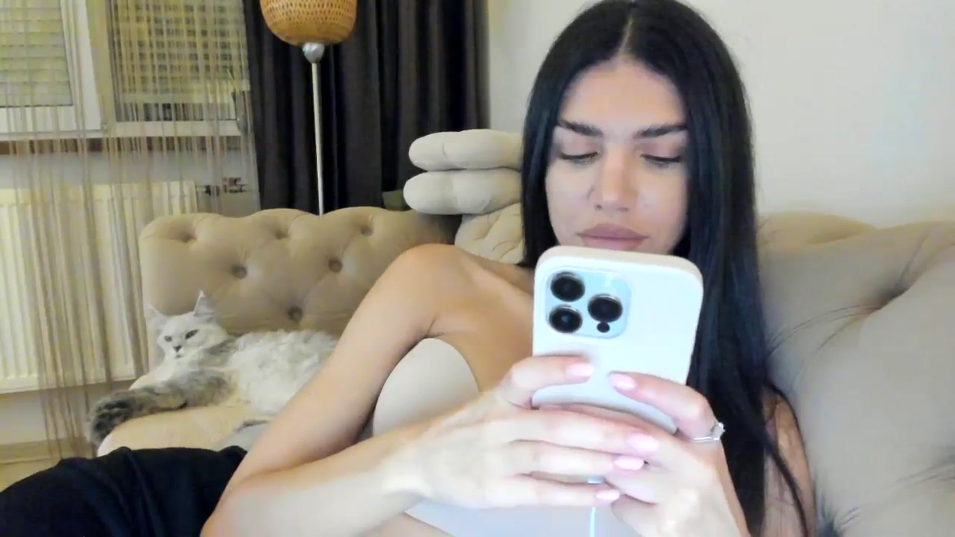 Gallery image thumbnail from SashaLopez's myfreecams stream on, 08/19/2023, 20:10 image 7 of 20