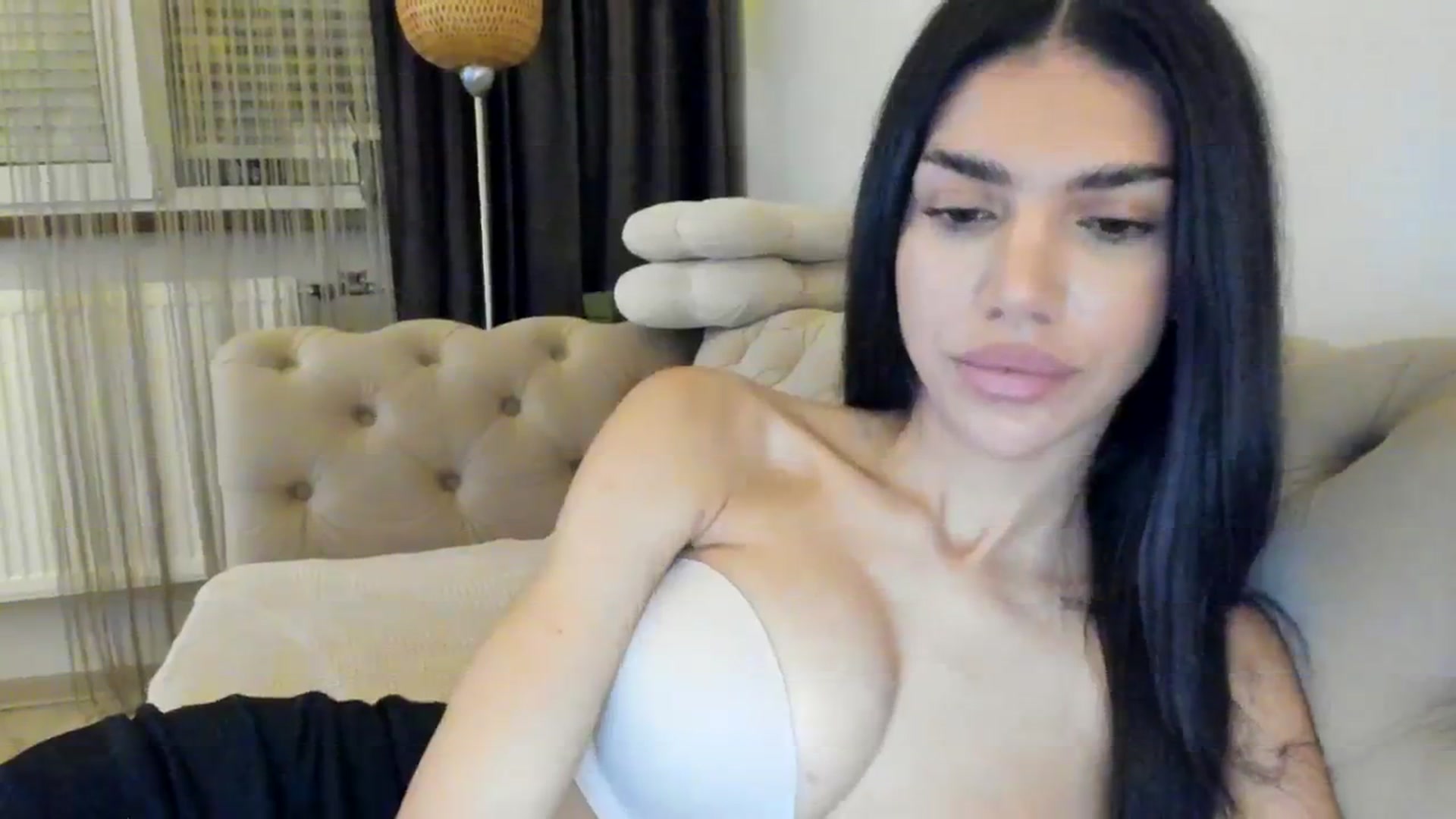 Gallery image thumbnail from SashaLopez's myfreecams stream on, 08/19/2023, 20:10 image 20 of 20