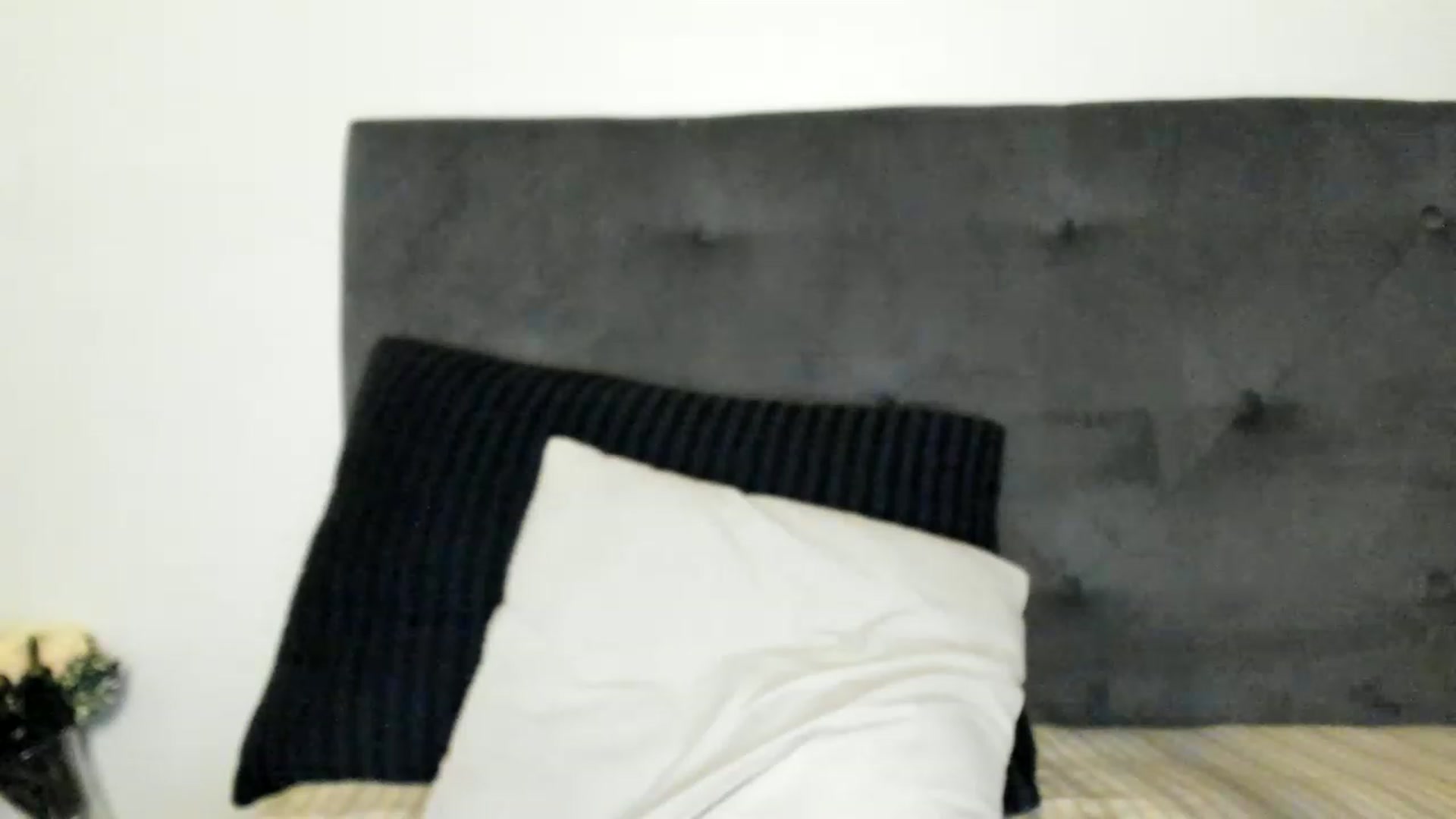 Gallery image thumbnail from SashaLopez's myfreecams stream on, 08/22/2023, 22:31 image 18 of 20