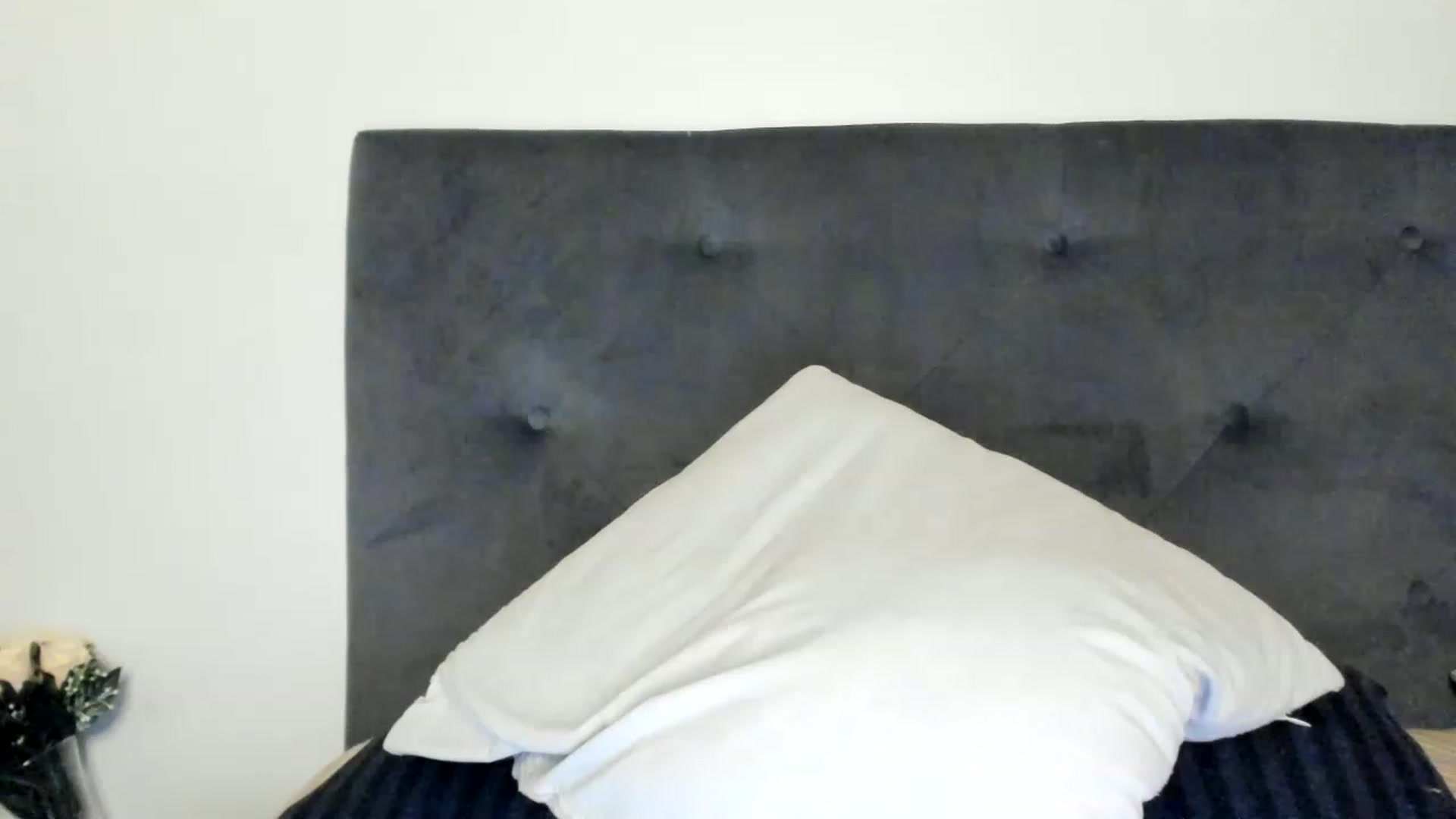 Gallery image thumbnail from SashaLopez's myfreecams stream on, 08/22/2023, 22:31 image 3 of 20