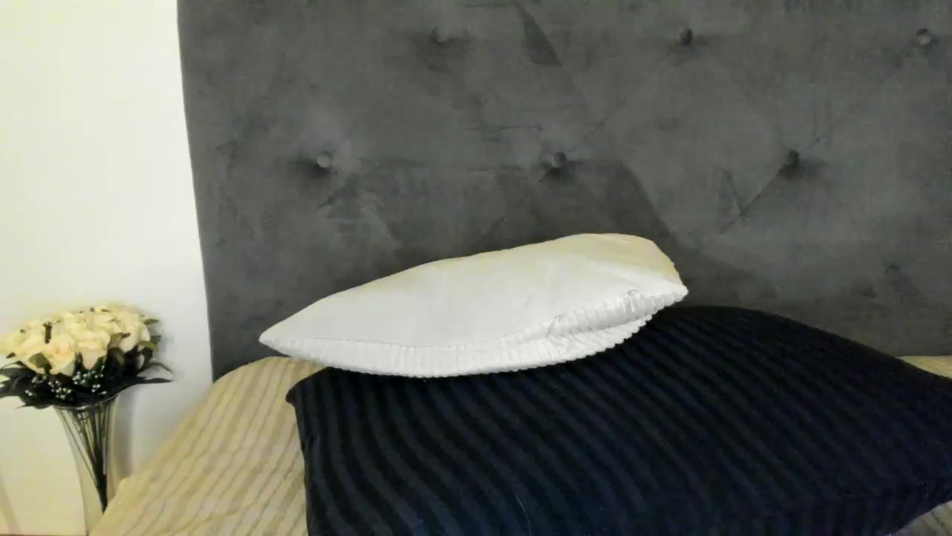 Gallery image thumbnail from SashaLopez's myfreecams stream on, 09/01/2023, 21:45 image 20 of 20