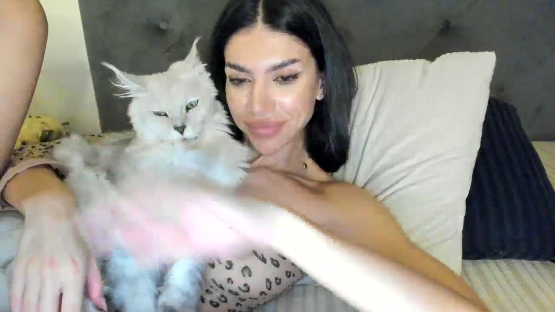 Gallery image thumbnail from SashaLopez's myfreecams stream on, 09/01/2023, 22:56 image 8 of 20