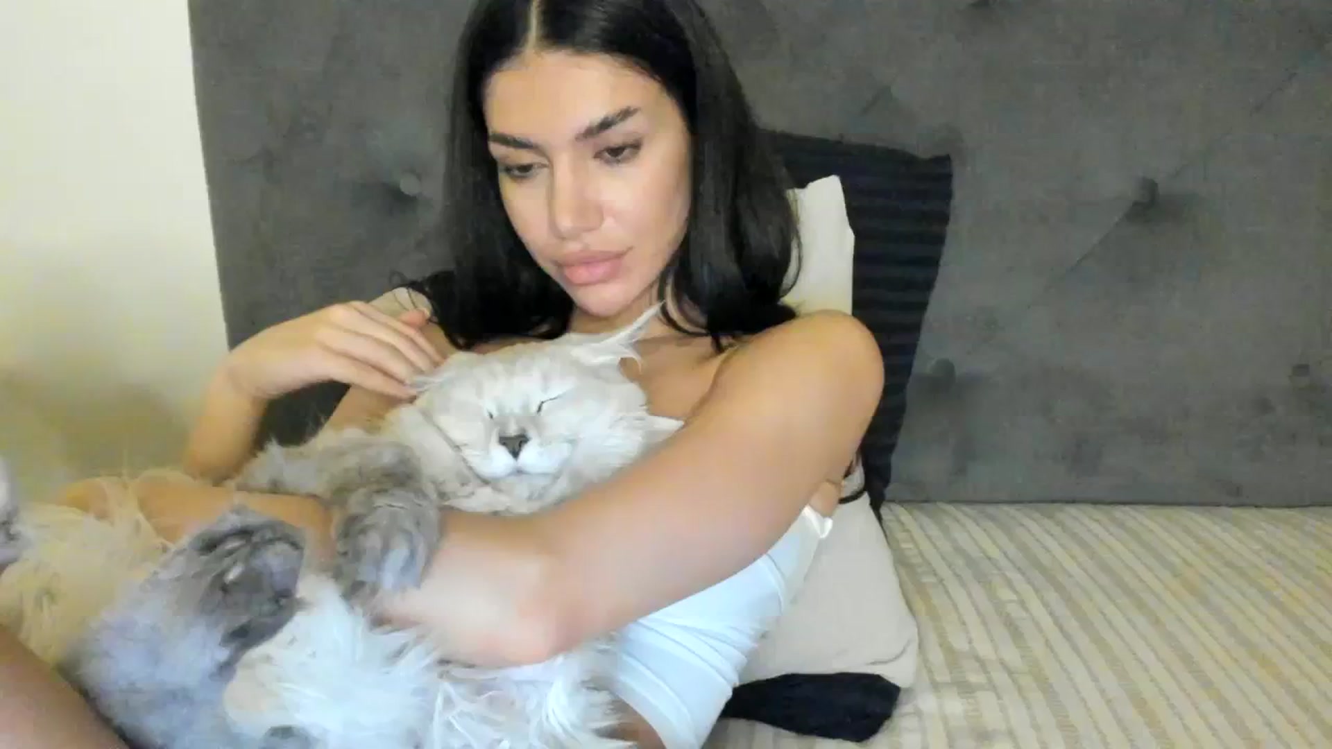 Gallery image thumbnail from SashaLopez's myfreecams stream on, 09/02/2023, 20:41 image 20 of 20