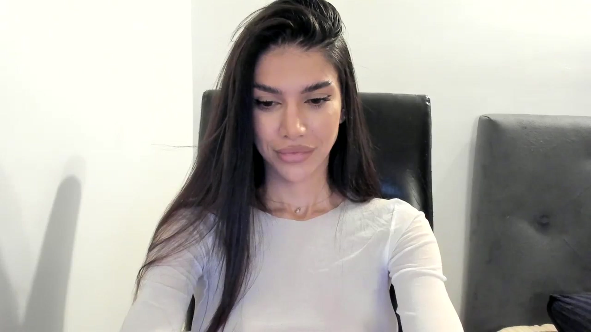 Gallery image thumbnail from SashaLopez's myfreecams stream on, 09/06/2023, 19:41 image 13 of 20