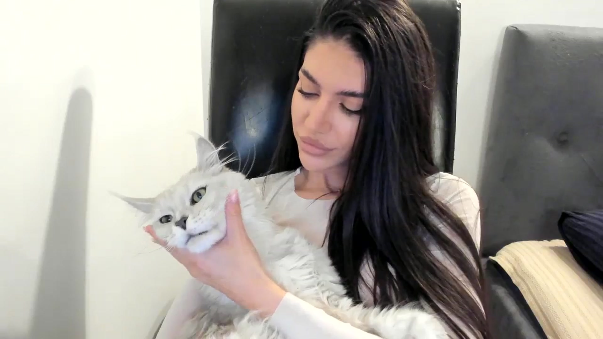 Gallery image thumbnail from SashaLopez's myfreecams stream on, 09/06/2023, 19:41 image 9 of 20