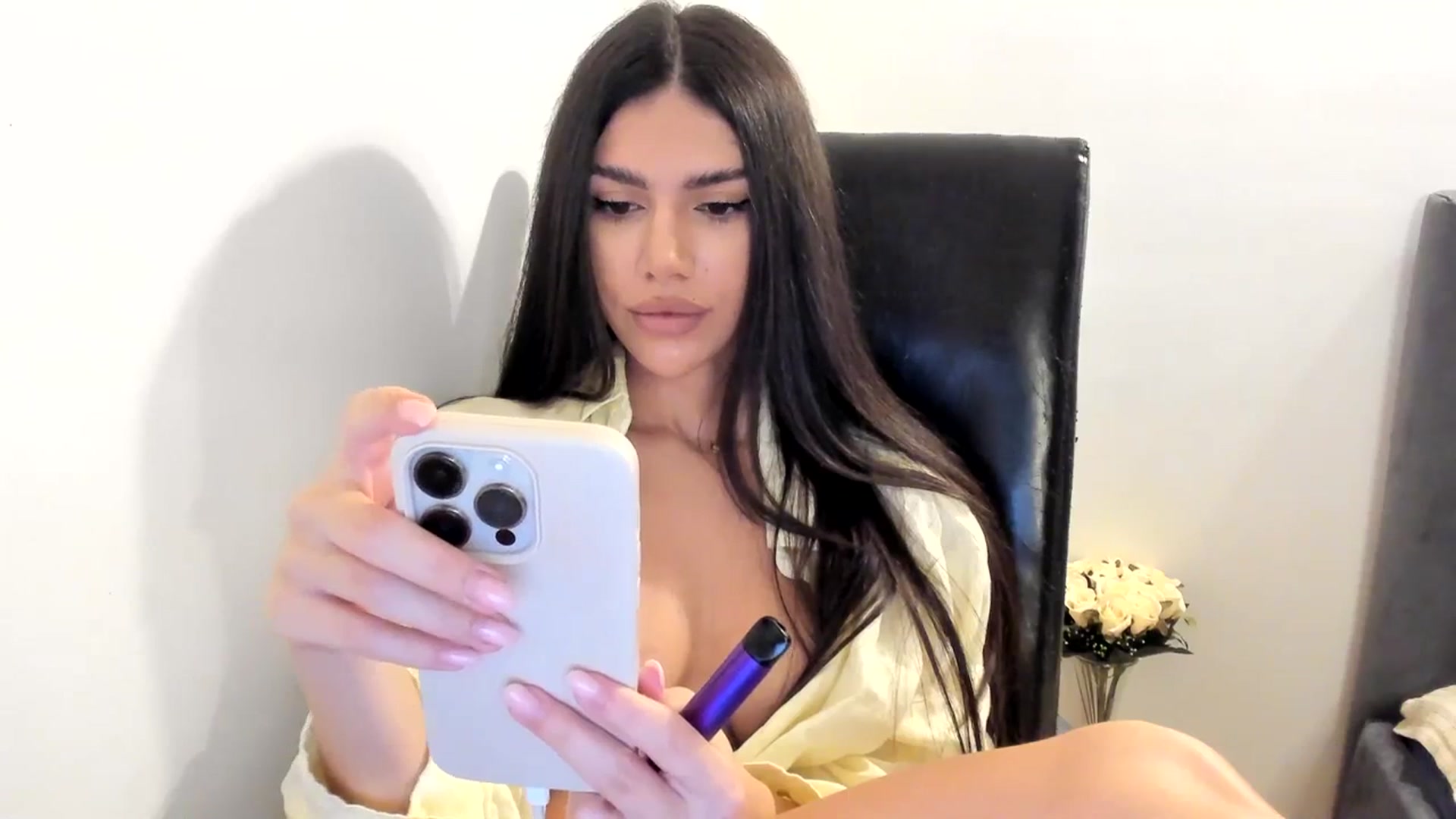 Gallery image thumbnail from SashaLopez's myfreecams stream on, 09/07/2023, 17:28 image 16 of 20