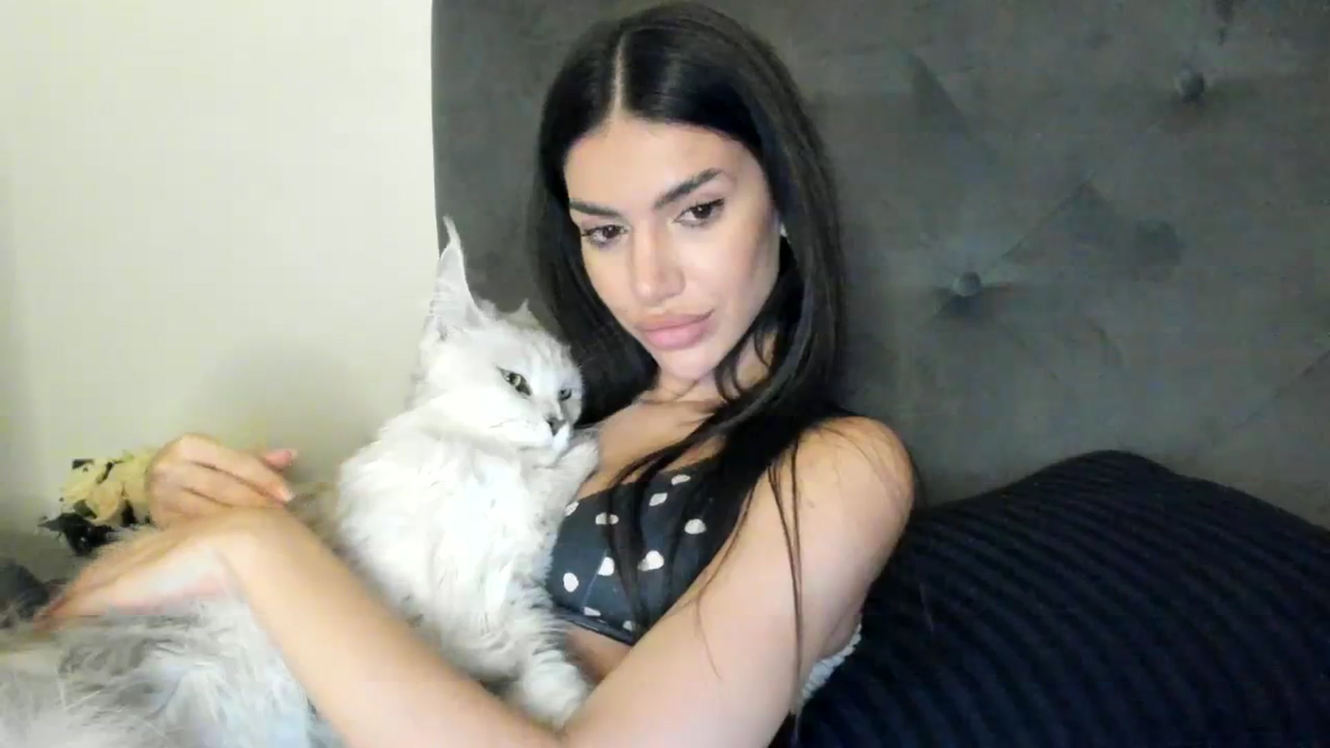 Gallery image thumbnail from SashaLopez's myfreecams stream on, 09/10/2023, 20:57 image 10 of 20