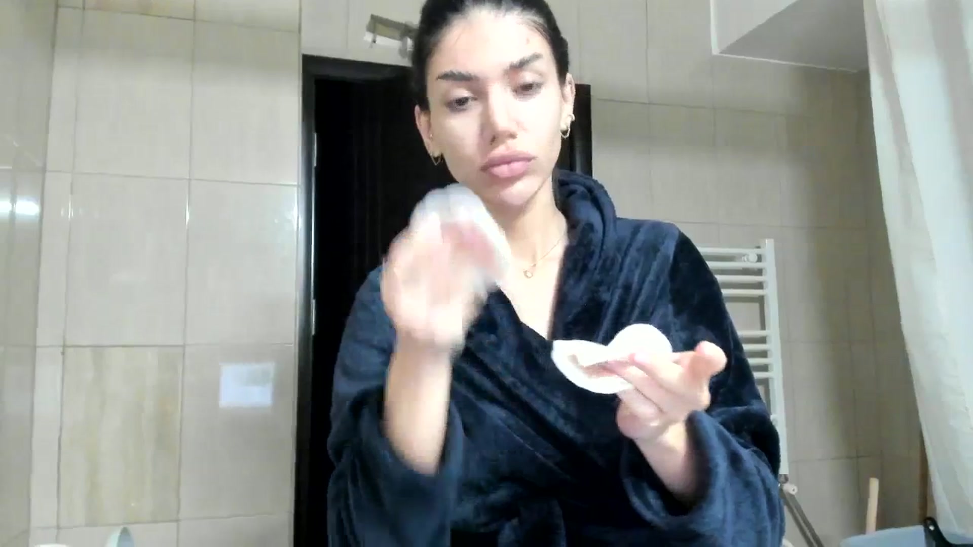 Gallery image thumbnail from SashaLopez's myfreecams stream on, 09/14/2023, 22:35 image 14 of 20